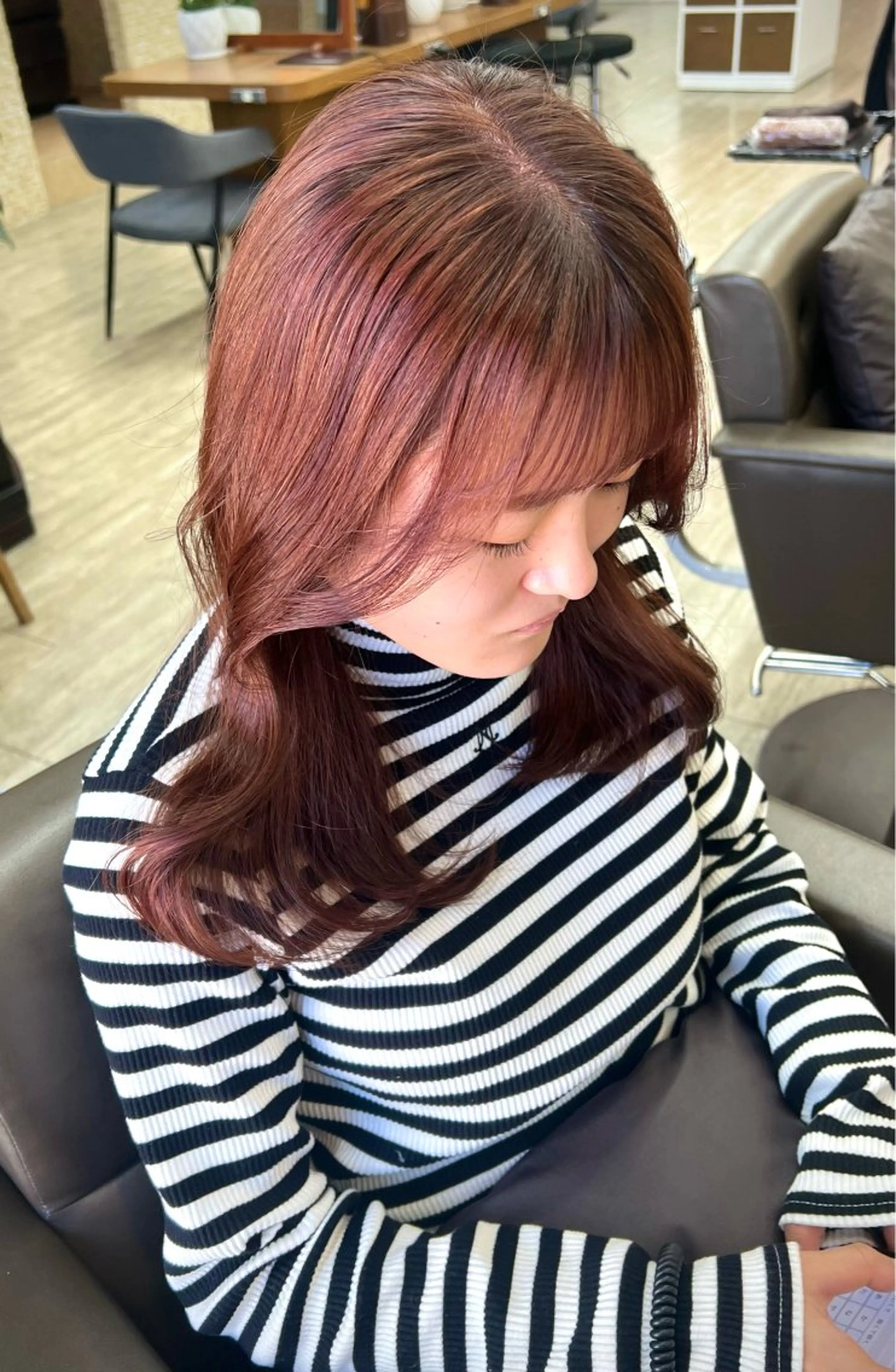 ロング カラー ブラウンカラー ピンクカラー ピンクブラウン 透明感カラー/ イルミナカラーヒロキのヘアスタイル