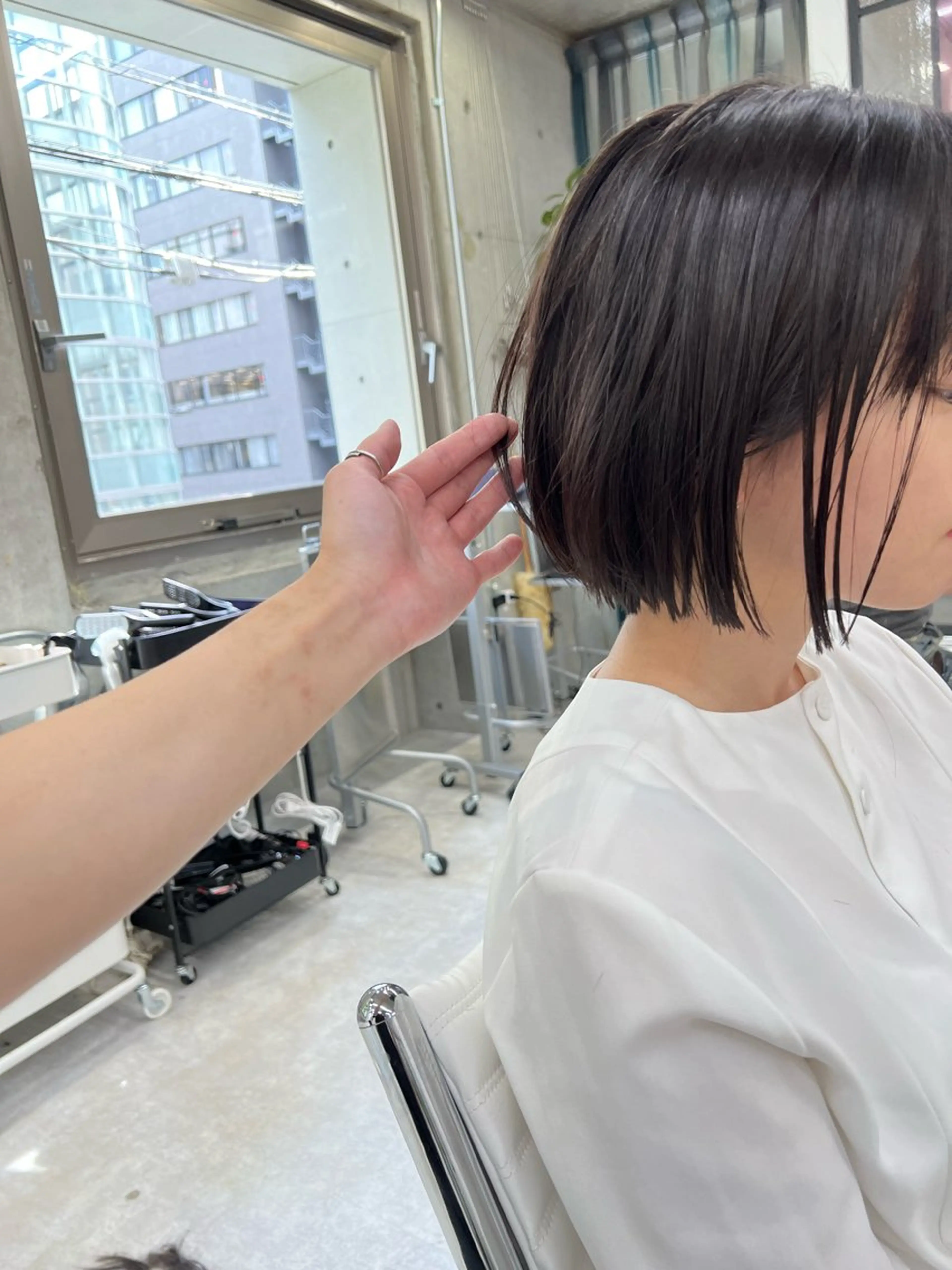 ミディアム カット ヘアカラー 【YUTO】確実に 髪を綺麗にするプロ。のヘアスタイル