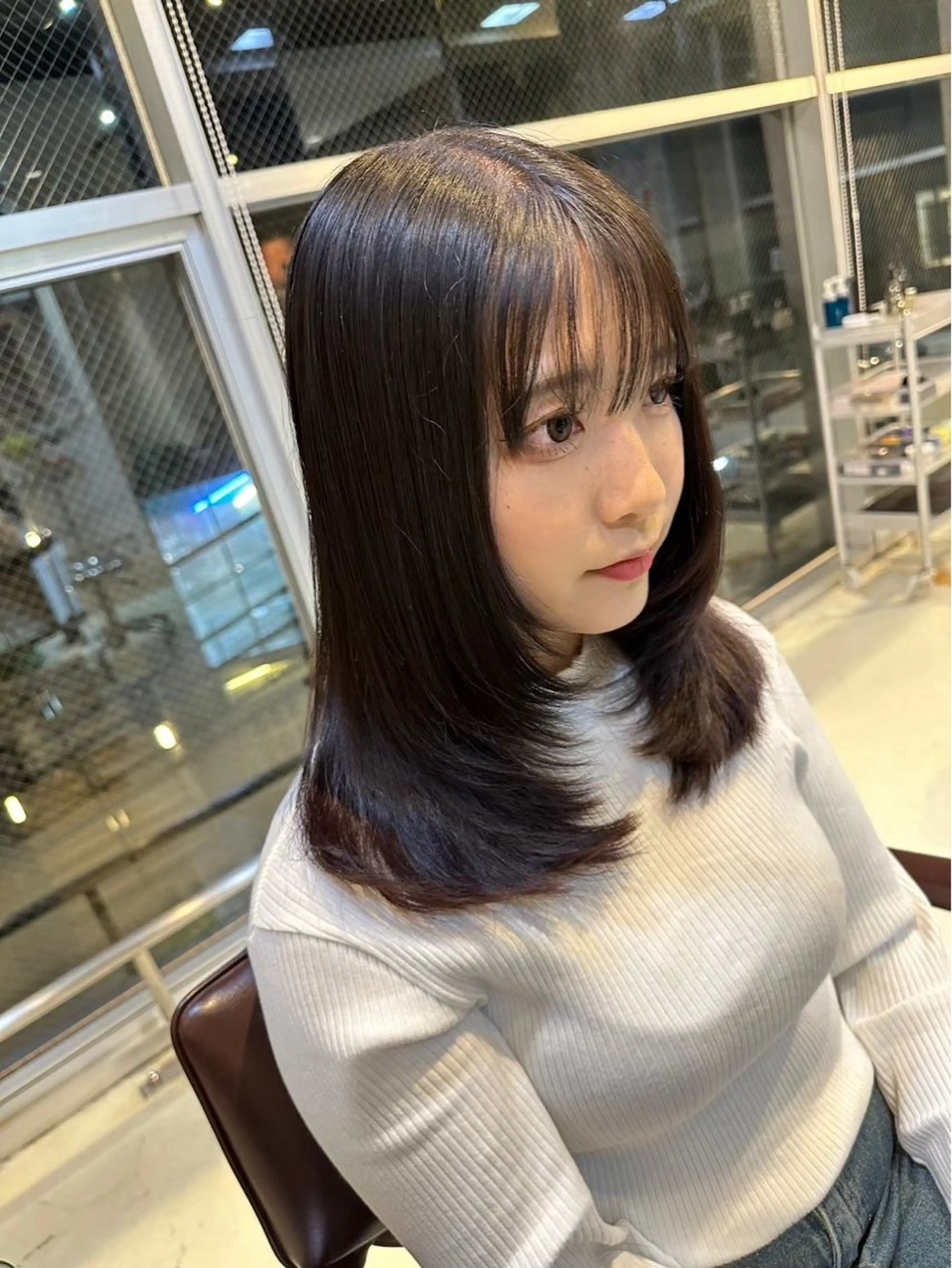 セミロング カラー ヘアアレンジ 韓国風ヘア レイヤーカット fifth 黒木のヘアスタイル