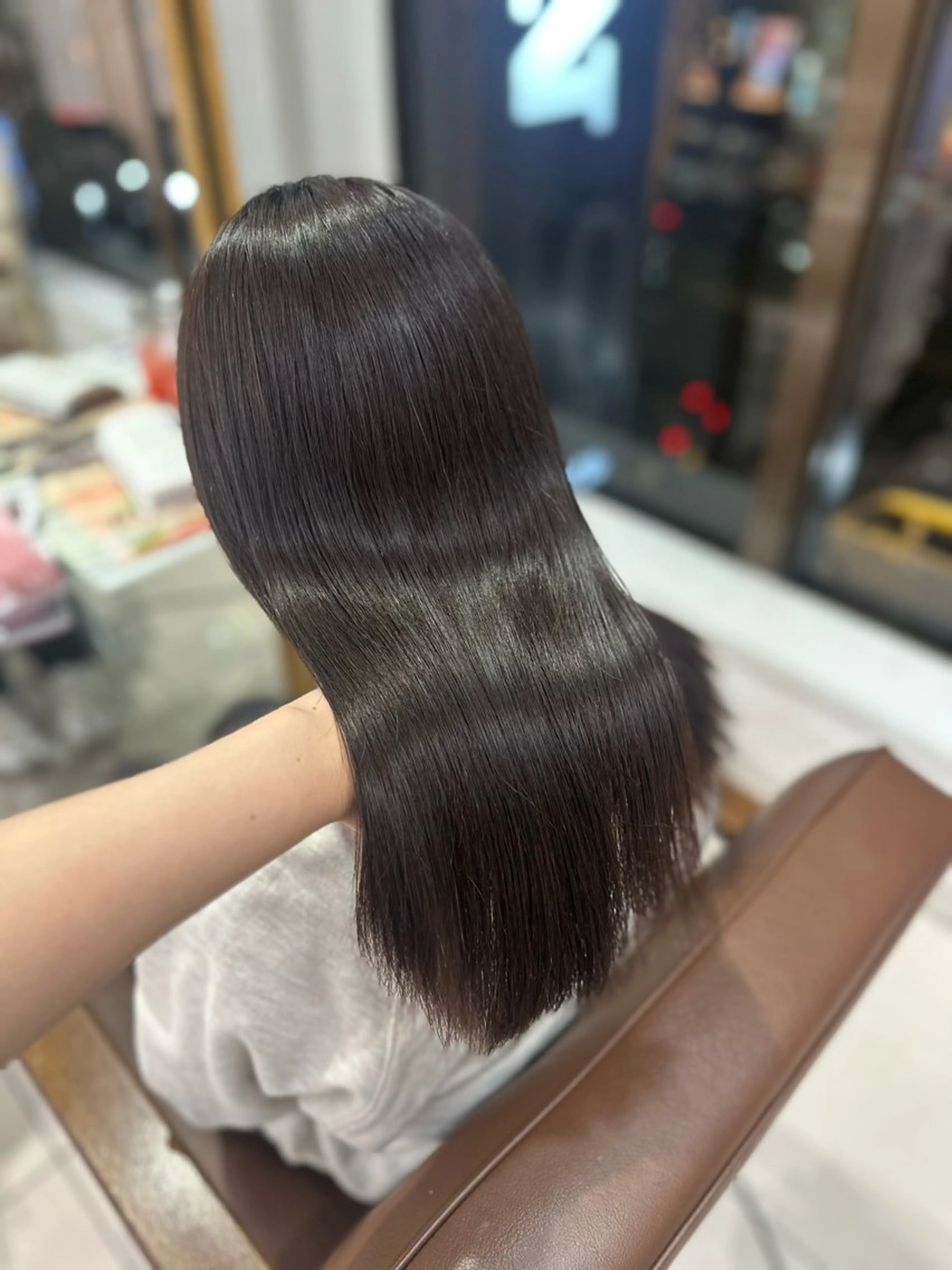 ロング カラー ヘアカラー トリートメント 髪質改善透明感カラー 🩶Nanakoのヘアスタイル