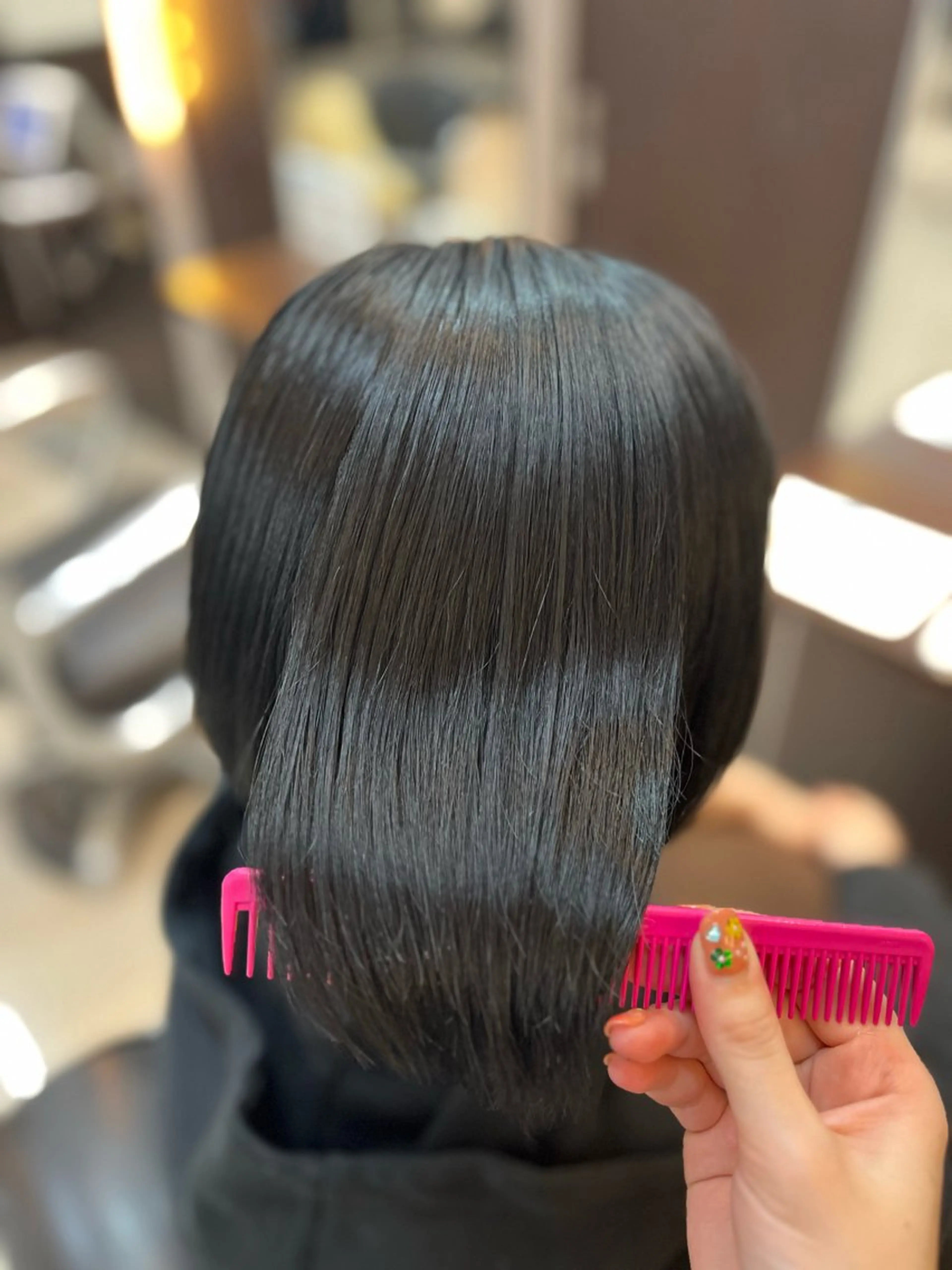 ショート カラー 黒髪 ブリーチ ブルーカラー ブルーブラック ヘアカラー STREAM HAIR所属・🍒 SANA🍒のヘアスタイル