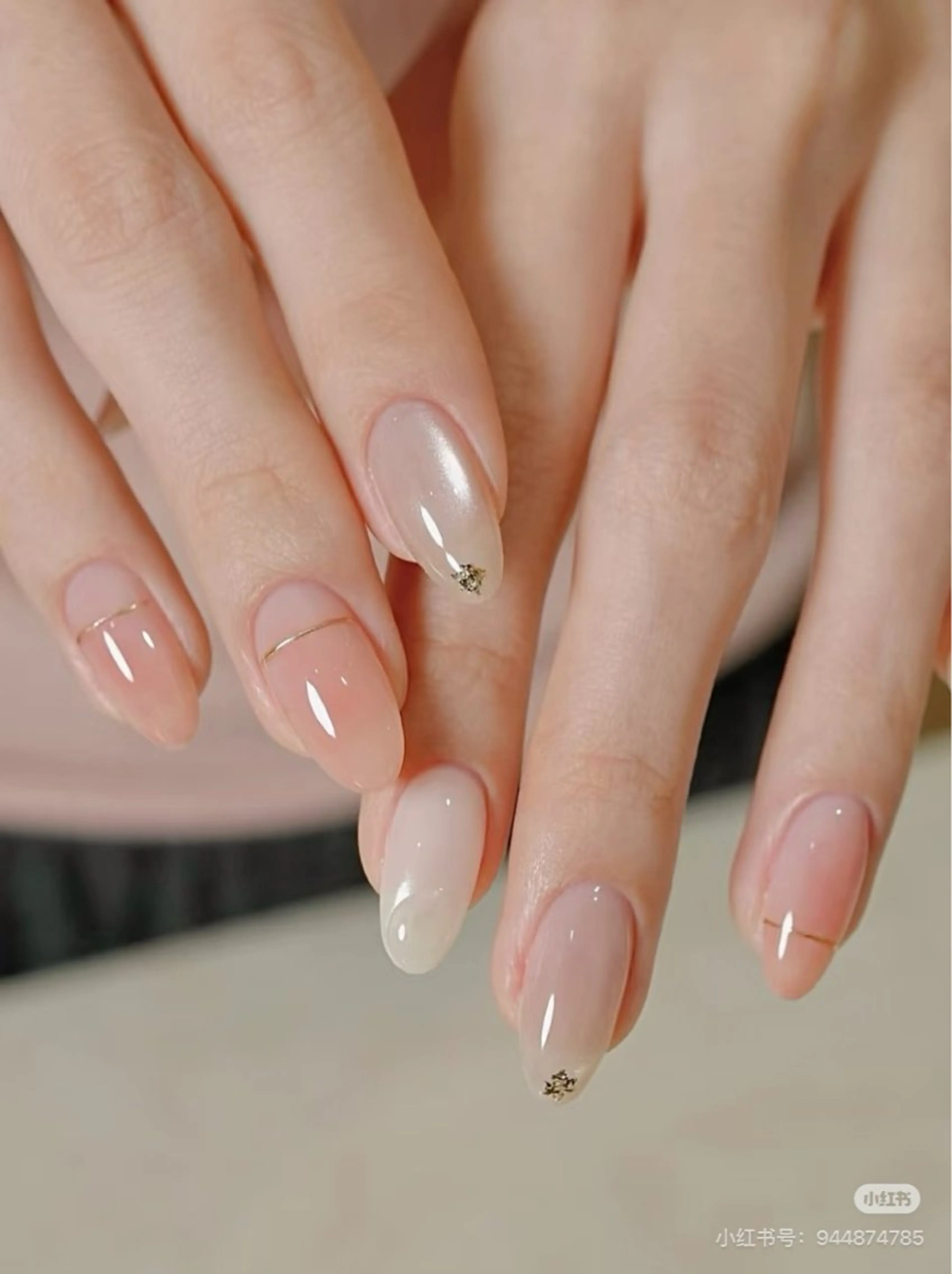 ネイル 高木 維麗絲のネイルデザイン