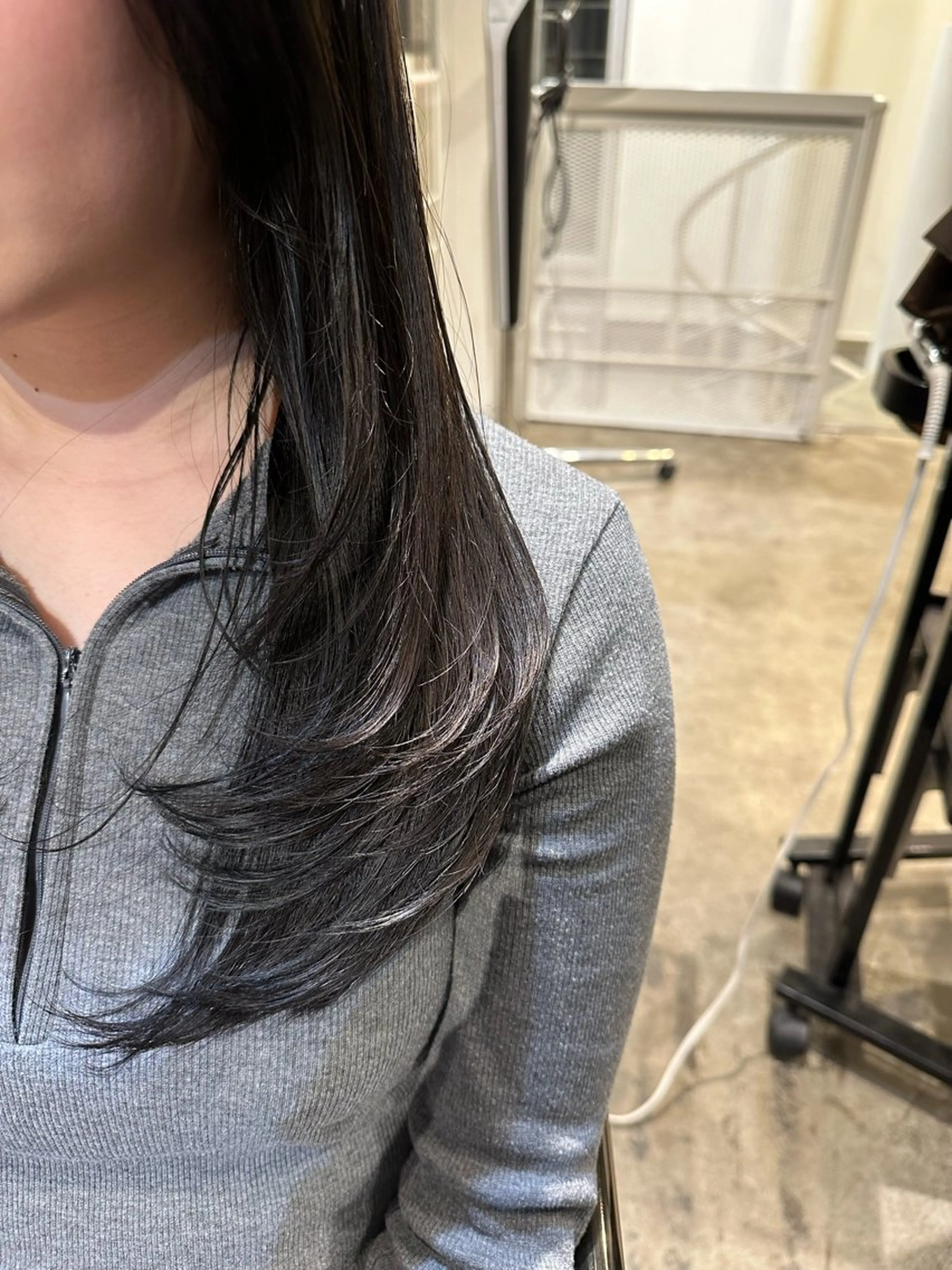 ロング レイヤーカット tuuli所属・石井 永遠のヘアスタイル