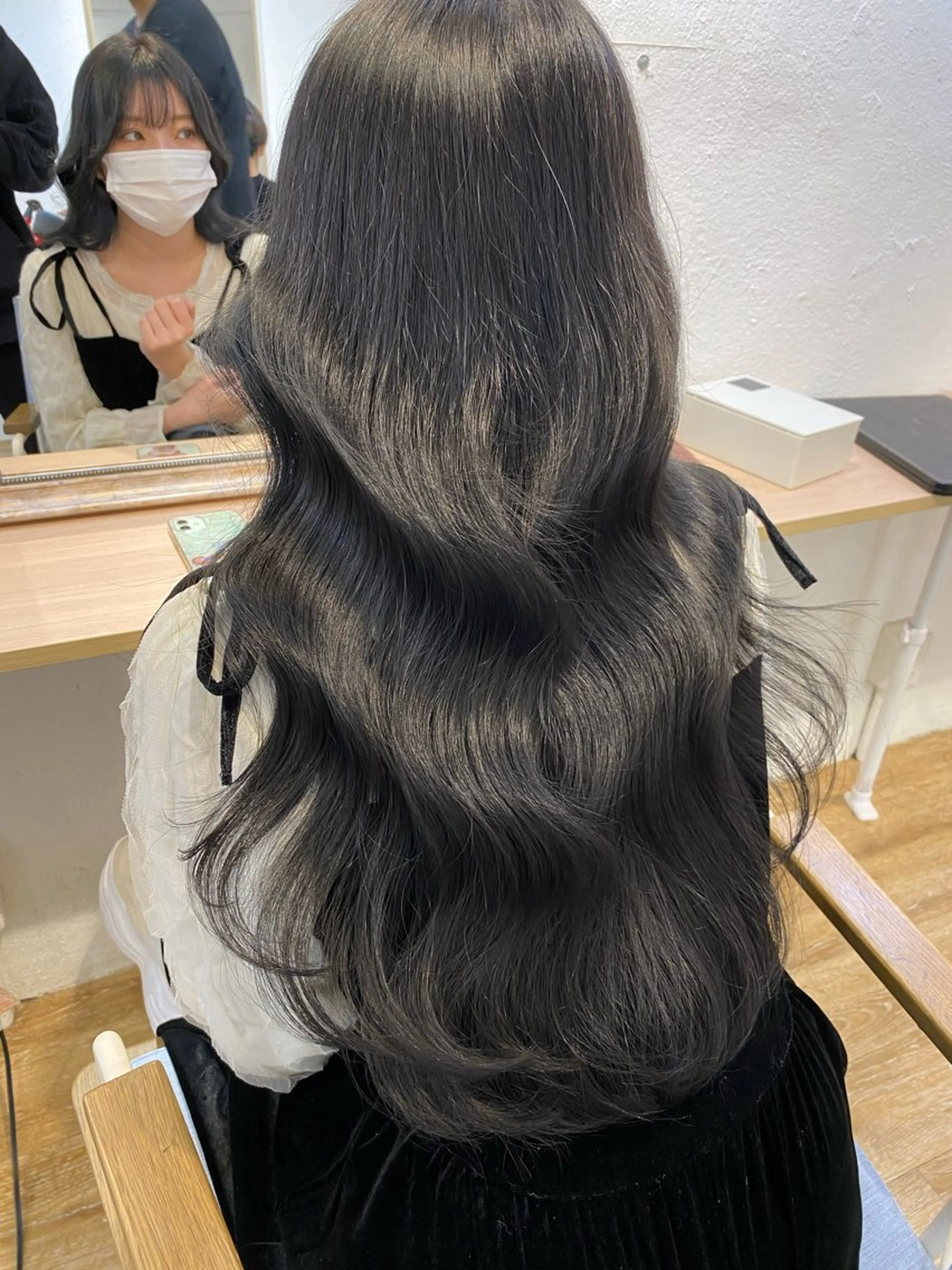 ロング カット ヘアカラー トリートメント 韓×中くびれヘア💋 髪質改善宇塚元哉💓のヘアスタイル