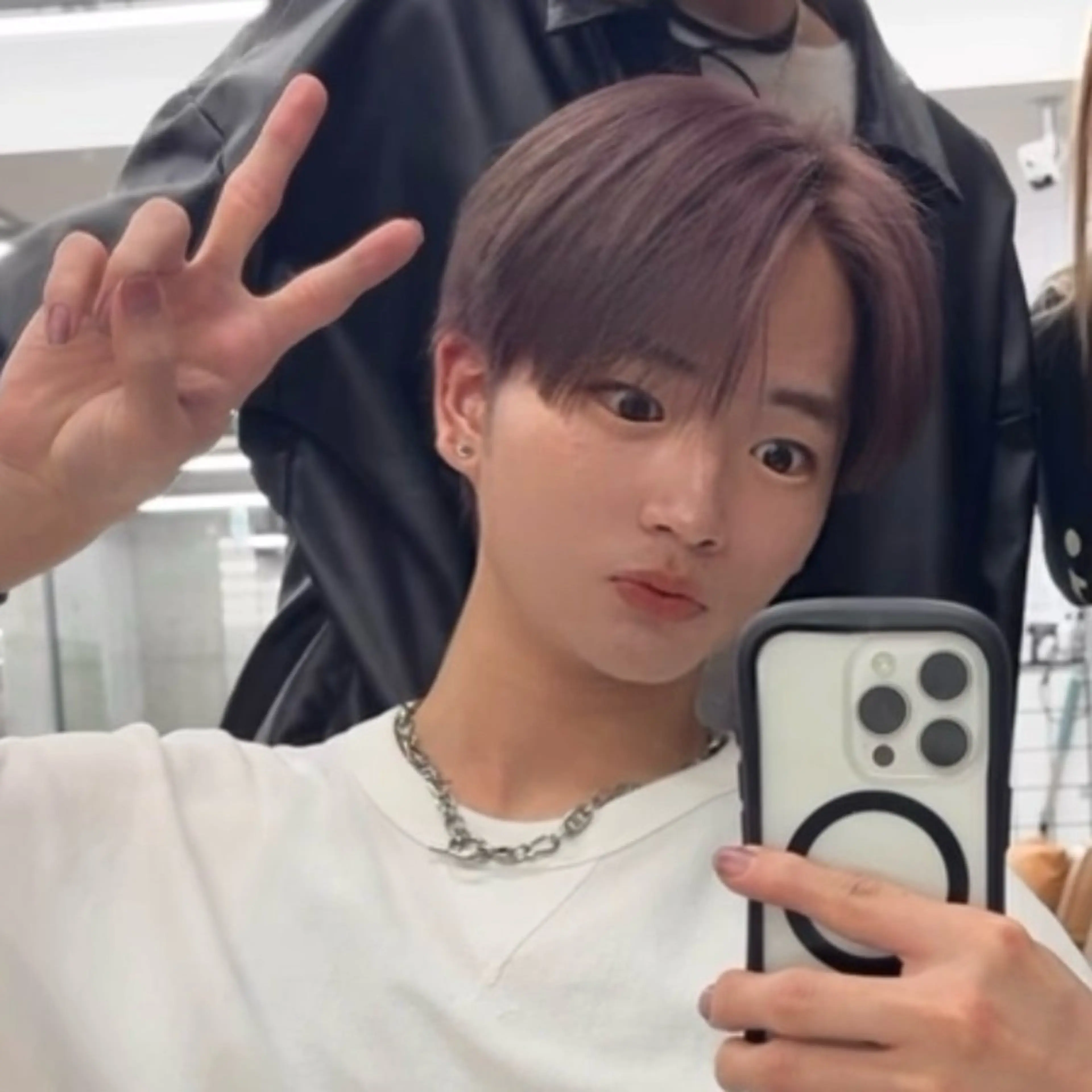 カラー メンズ 顔周り/レイヤー/ 透明感/みっきーのヘアスタイル