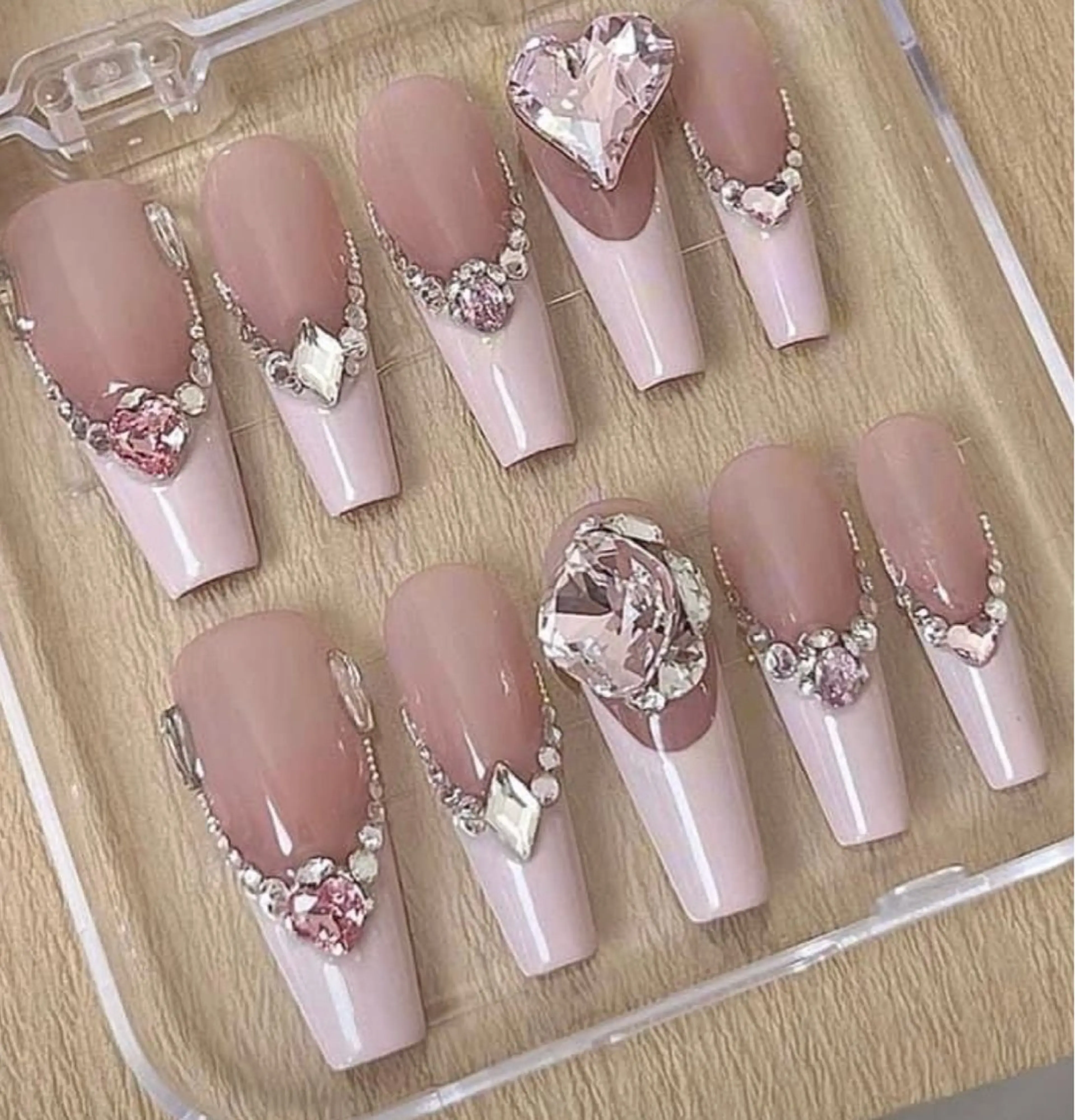 ネイル アートネイル フットネイル フレンチネイル ジェルネイル 韓国ネイル ハンドネイル フットネイル ハンドケア Kawaii Nail Salon所属・Kawaii-jp Tomisatoのネイルデザイン