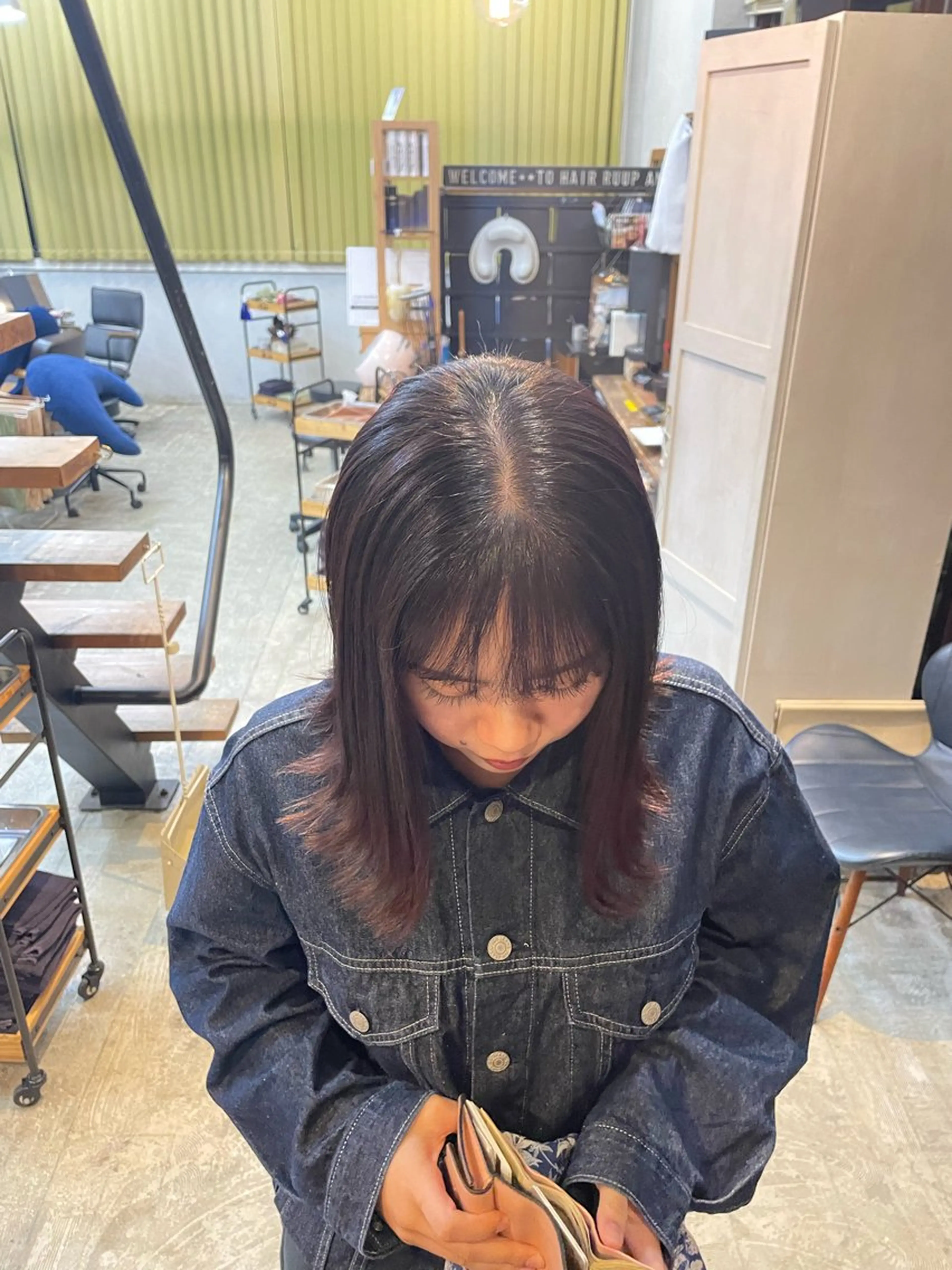 ミディアム 上里 清花のヘアスタイル