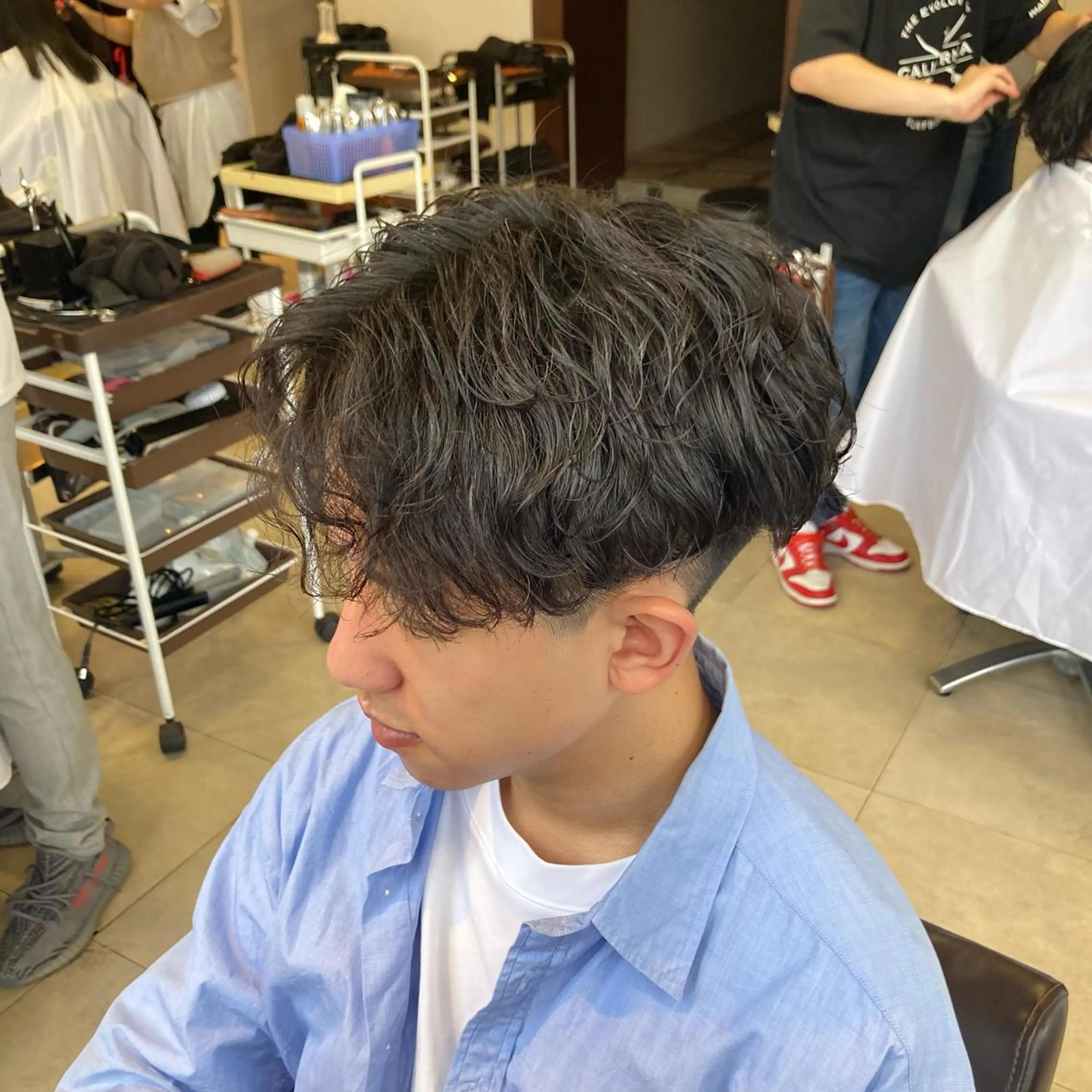 パーマ メンズ メンズパーマ カット ヘアカラー トリートメント エクステ カットが上手い 💇‍♂🌸サク🌸のヘアスタイル