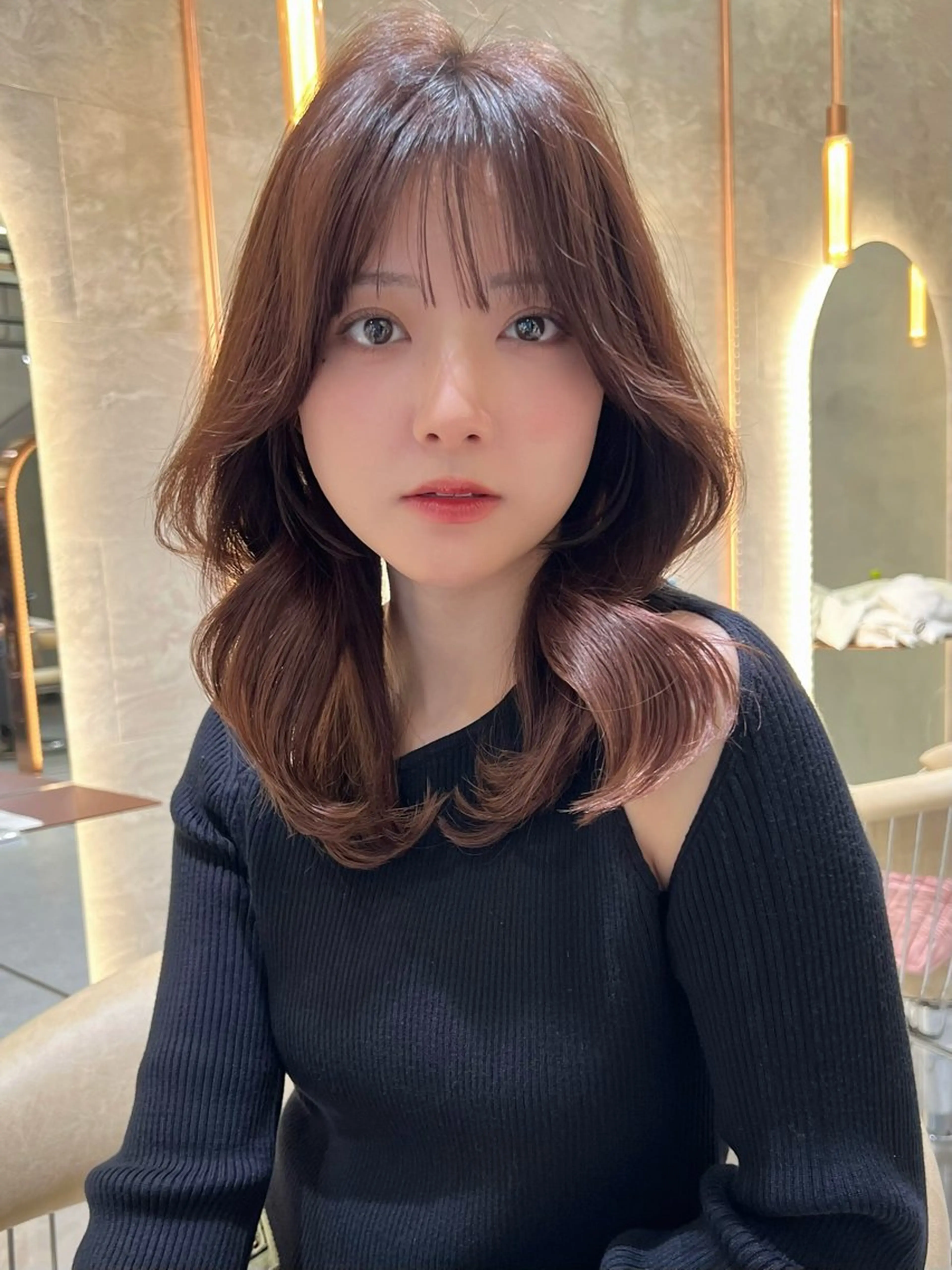 セミロング カラー パーマ 仙台Ｉ韓国レイヤー Ｉ髪質改善Ｉ伊藤拓海のヘアスタイル