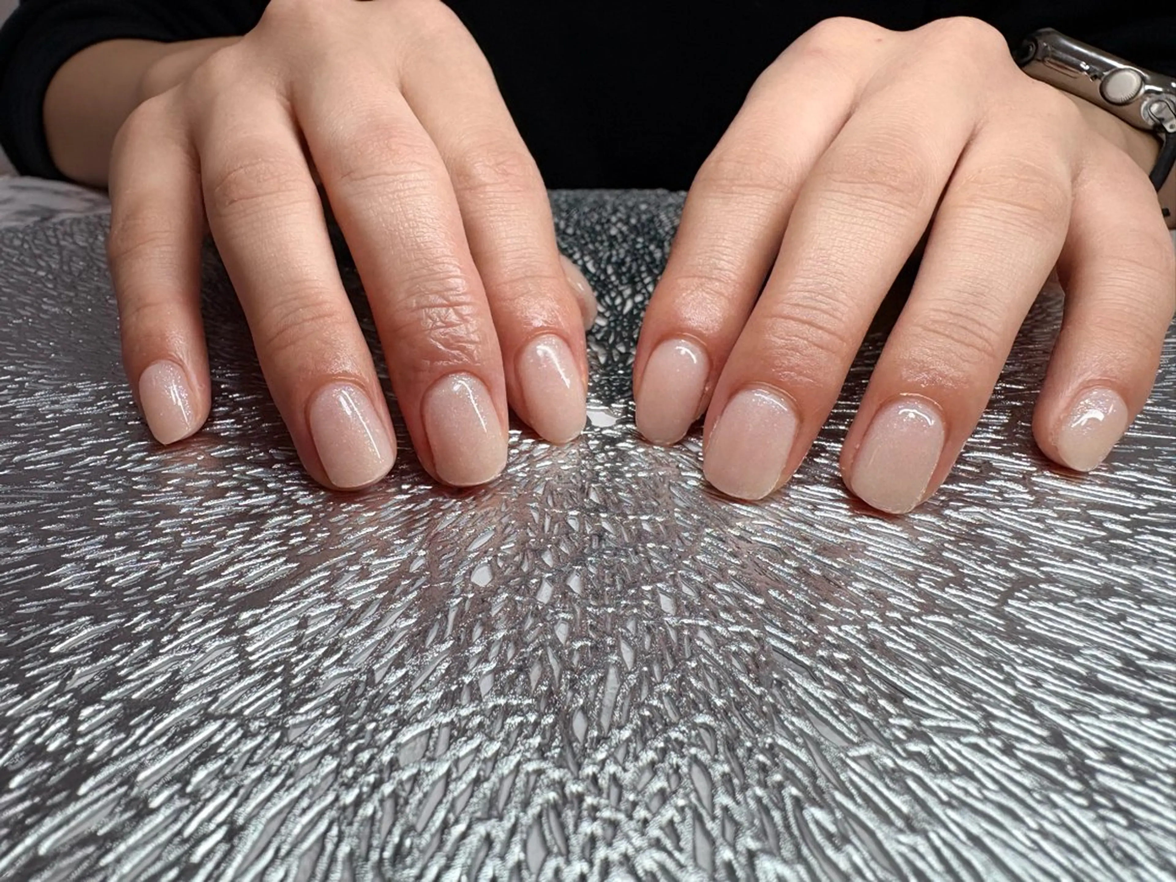 ネイル ラメ(グリッター) 持ち込み ワンホンネイル 冬ネイル クリスマス ハンドネイル ハンドケア ♡Bivi♡自爪に 優しいネイルサロンのネイルデザイン