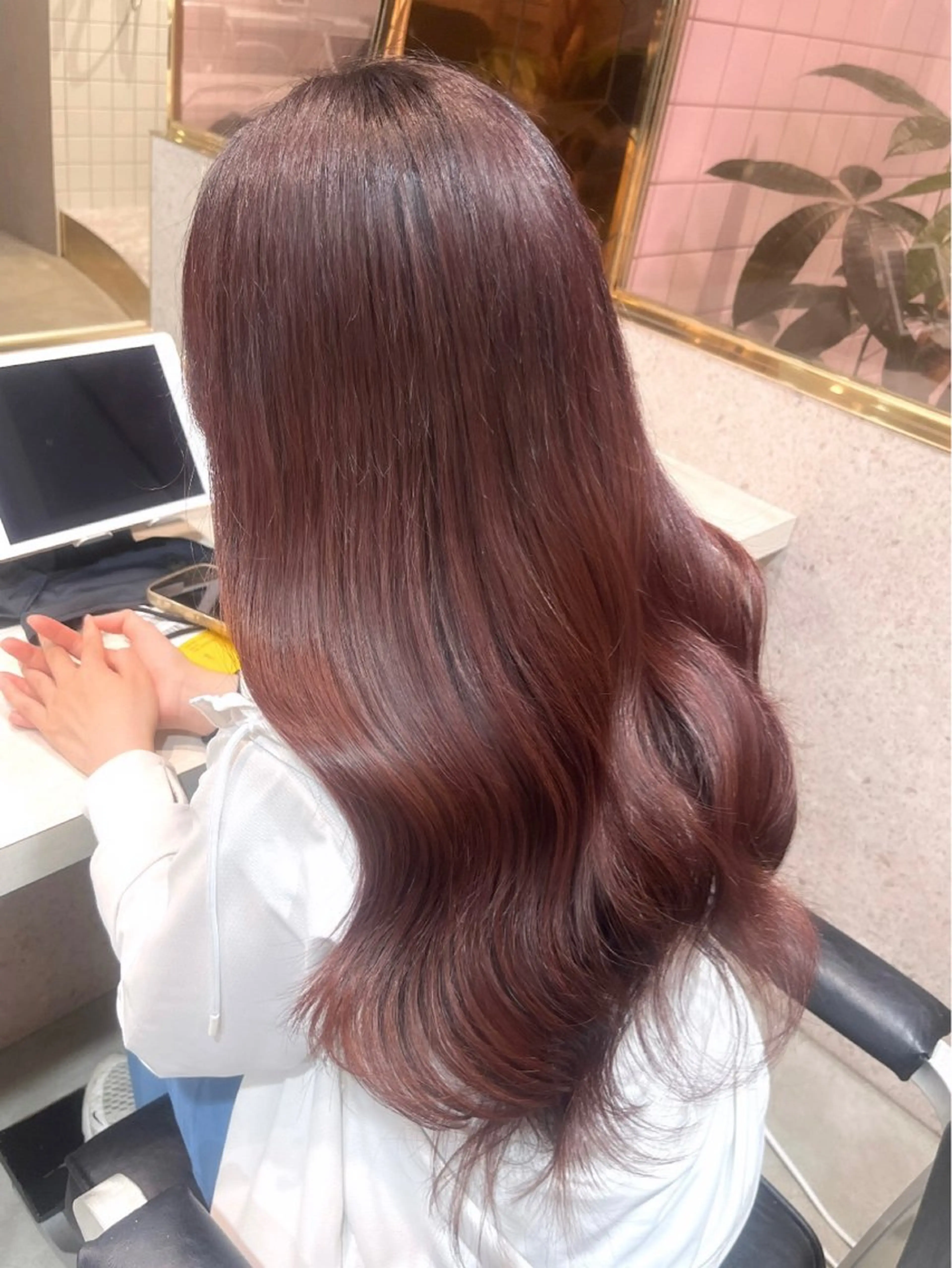 ロング 髪質改善 ロング トリートメント ヘアカラー トリートメント 暖色カラー/新宿/韓 国風レイヤー鮫島志穂のヘアスタイル