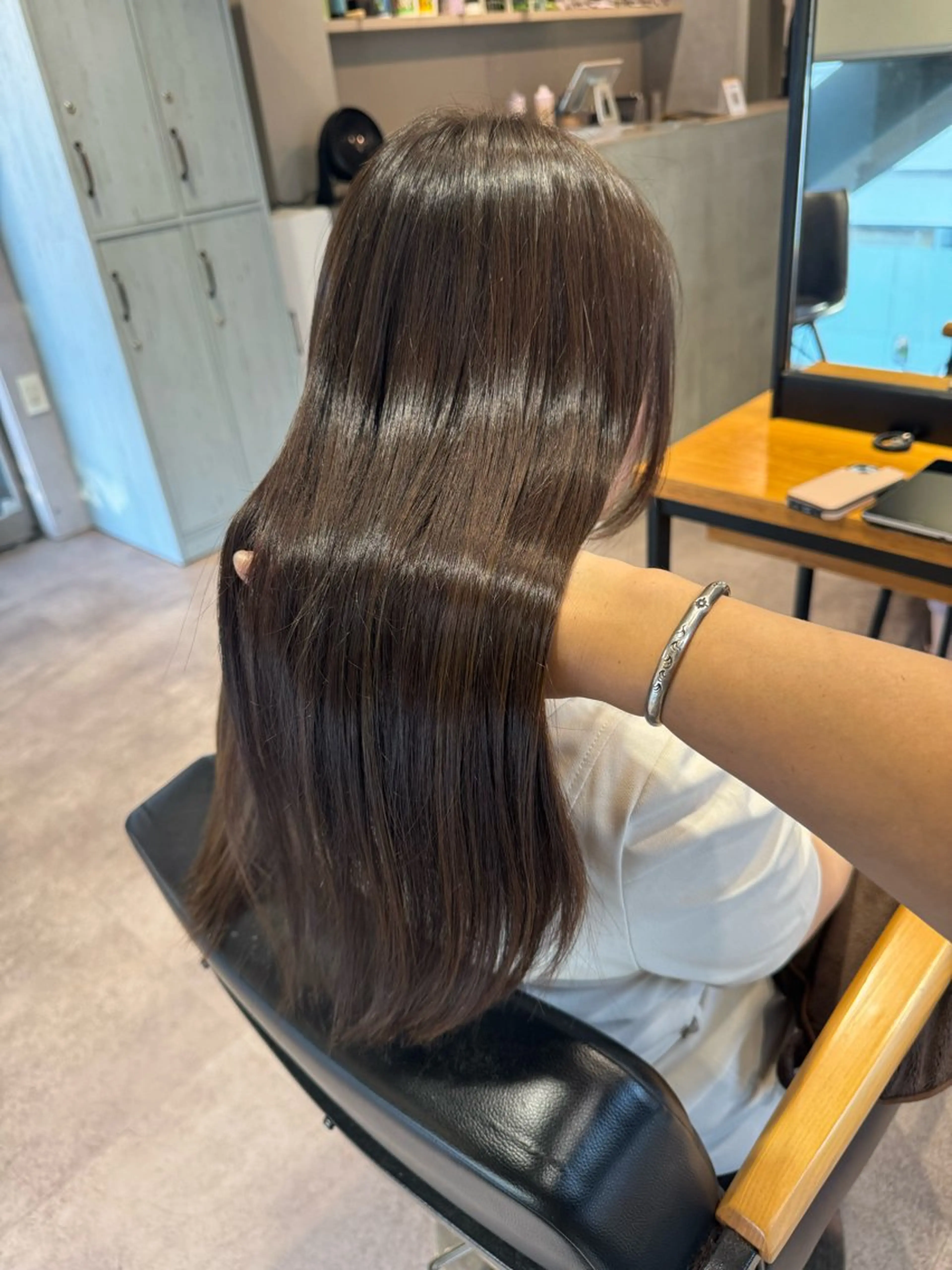 ミディアム カラー カット ヘアカラー 佐藤史哉＊ 赤み除去＊白髪ボカシのヘアスタイル