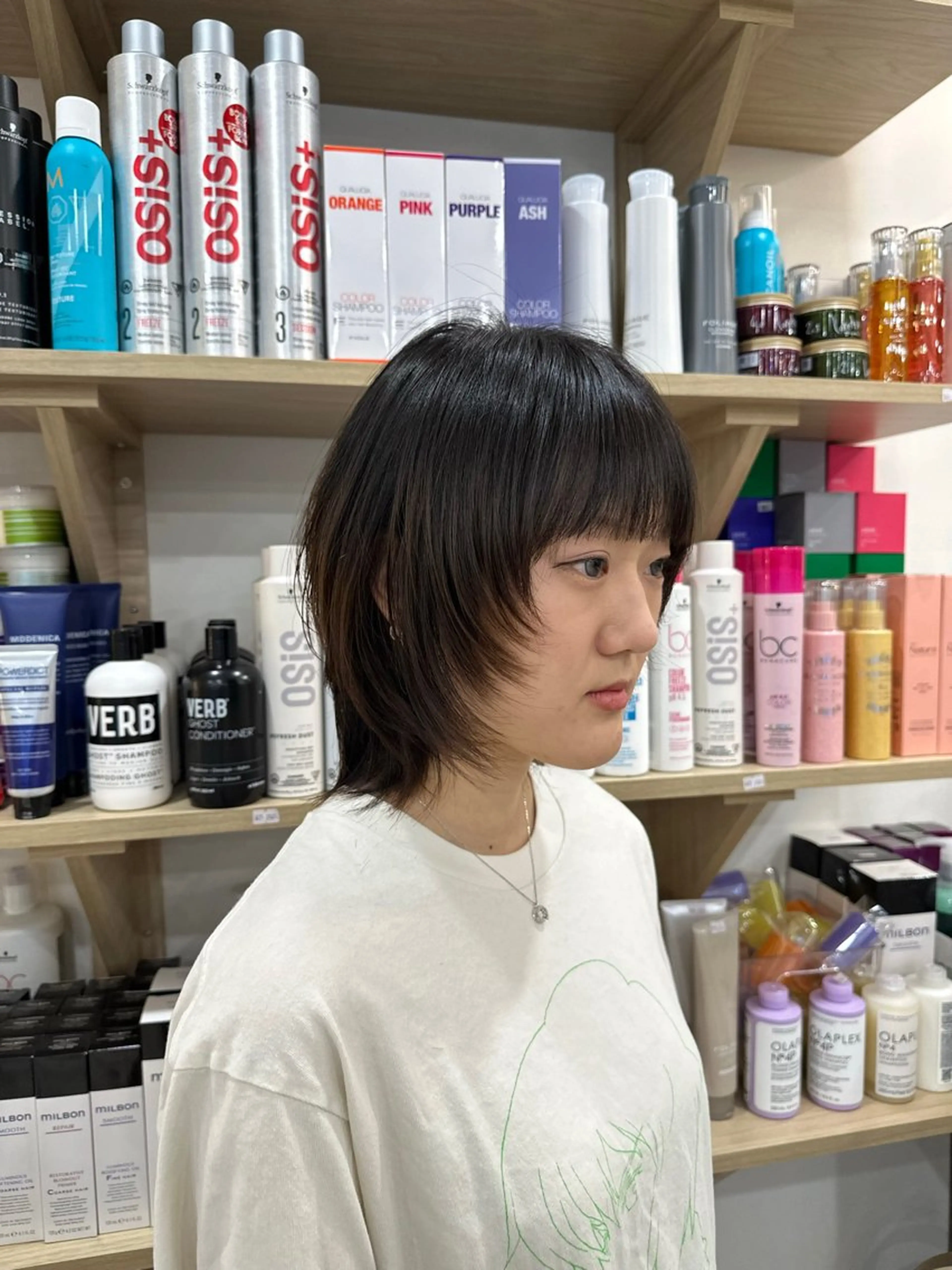 ミディアム レイヤーカット ウルフカット カット Aust hair Stella新宿所属・Yuki☺︎パーマ レイヤーカットウルフのヘアスタイル