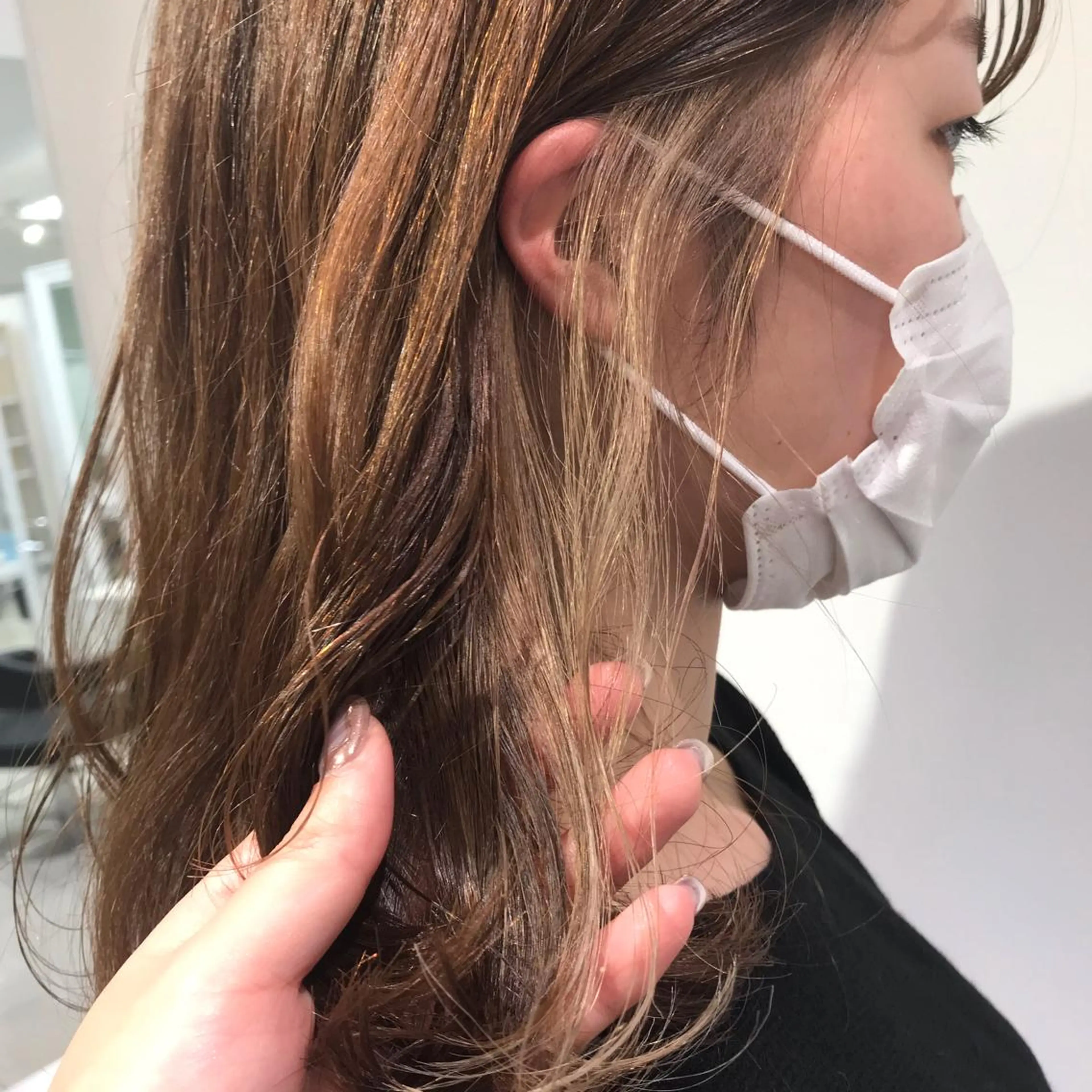 セミロング カラー ベージュカラー ヘアカラー トリートメント 暖色カラー🌹 中山由梨のヘアスタイル