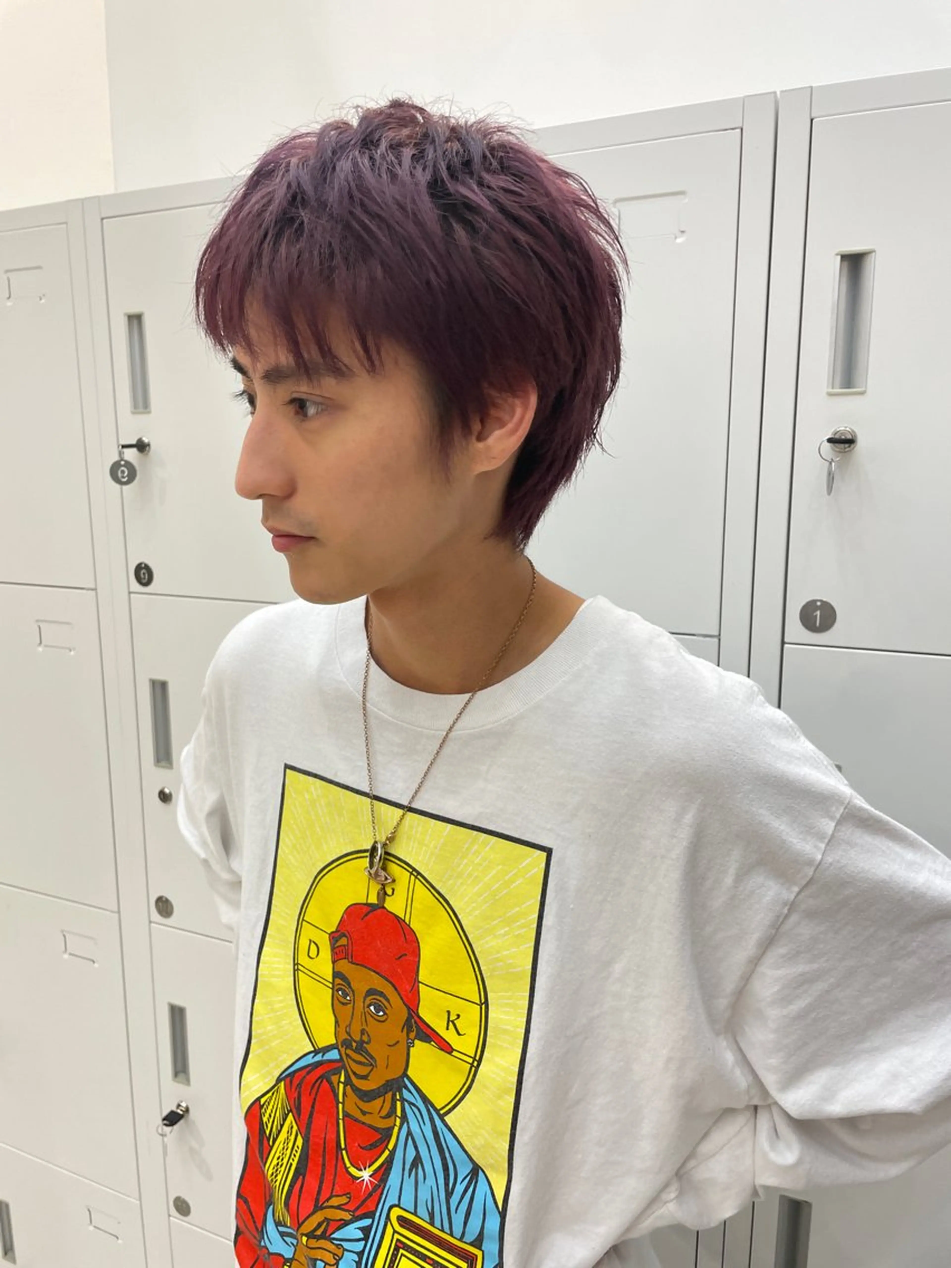 カラー メンズ ラベンダーカラー ピンクカラー 纐纈 大和のヘアスタイル
