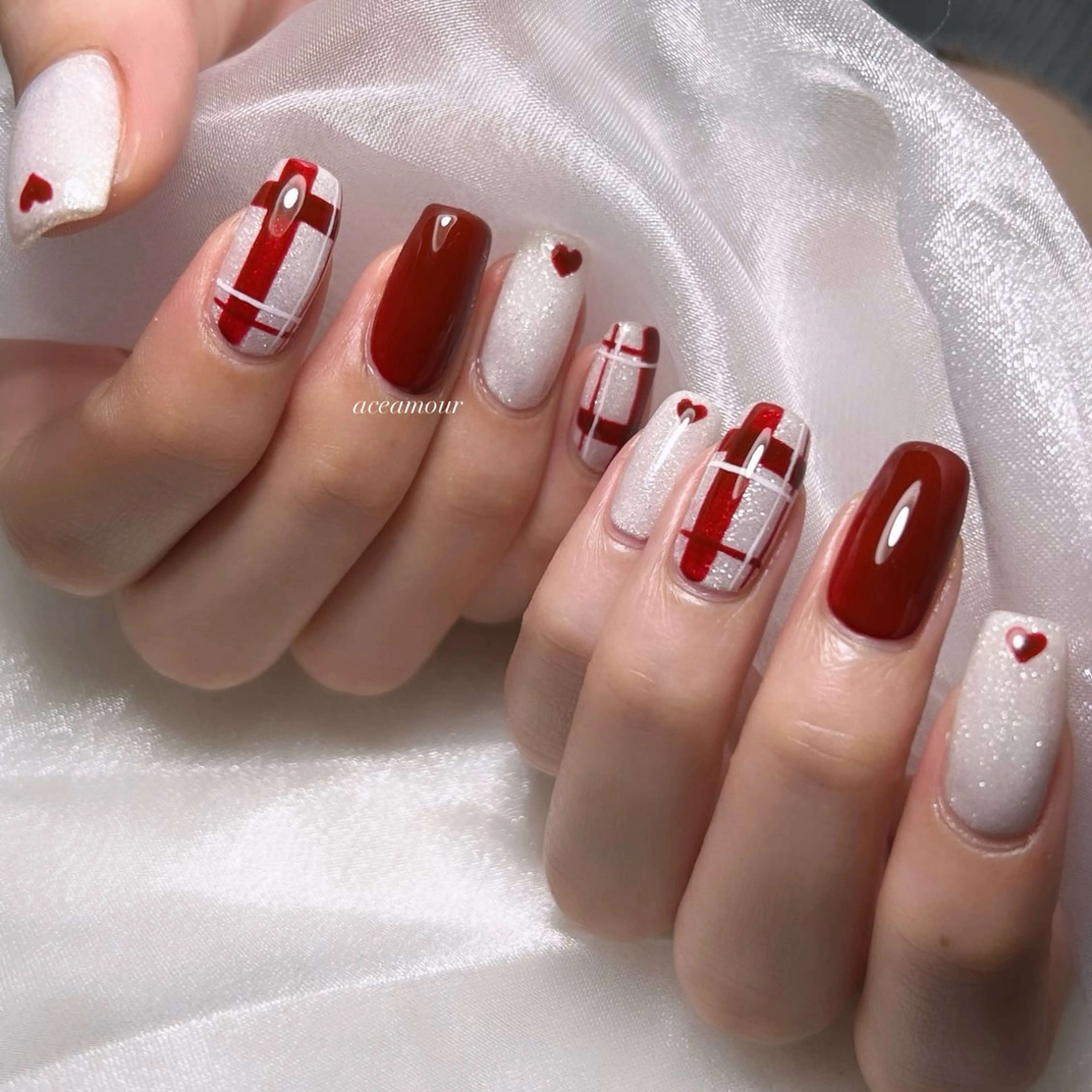 ネイル ボルドー 持ち込み ネイル/耳つぼ /新ホワイトニングのネイルデザイン