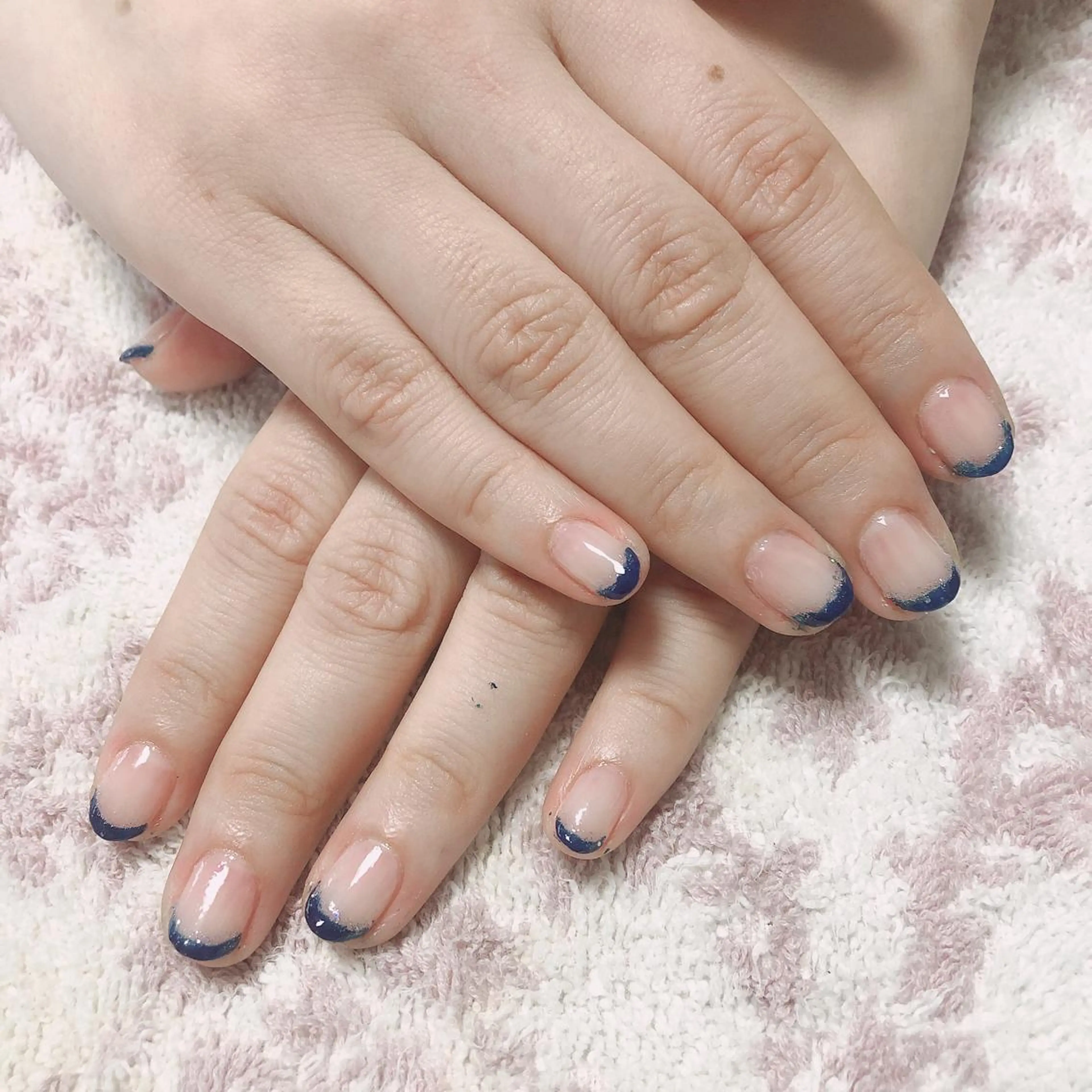 ネイル ブルー フレンチネイル 結城 怜菜のネイルデザイン