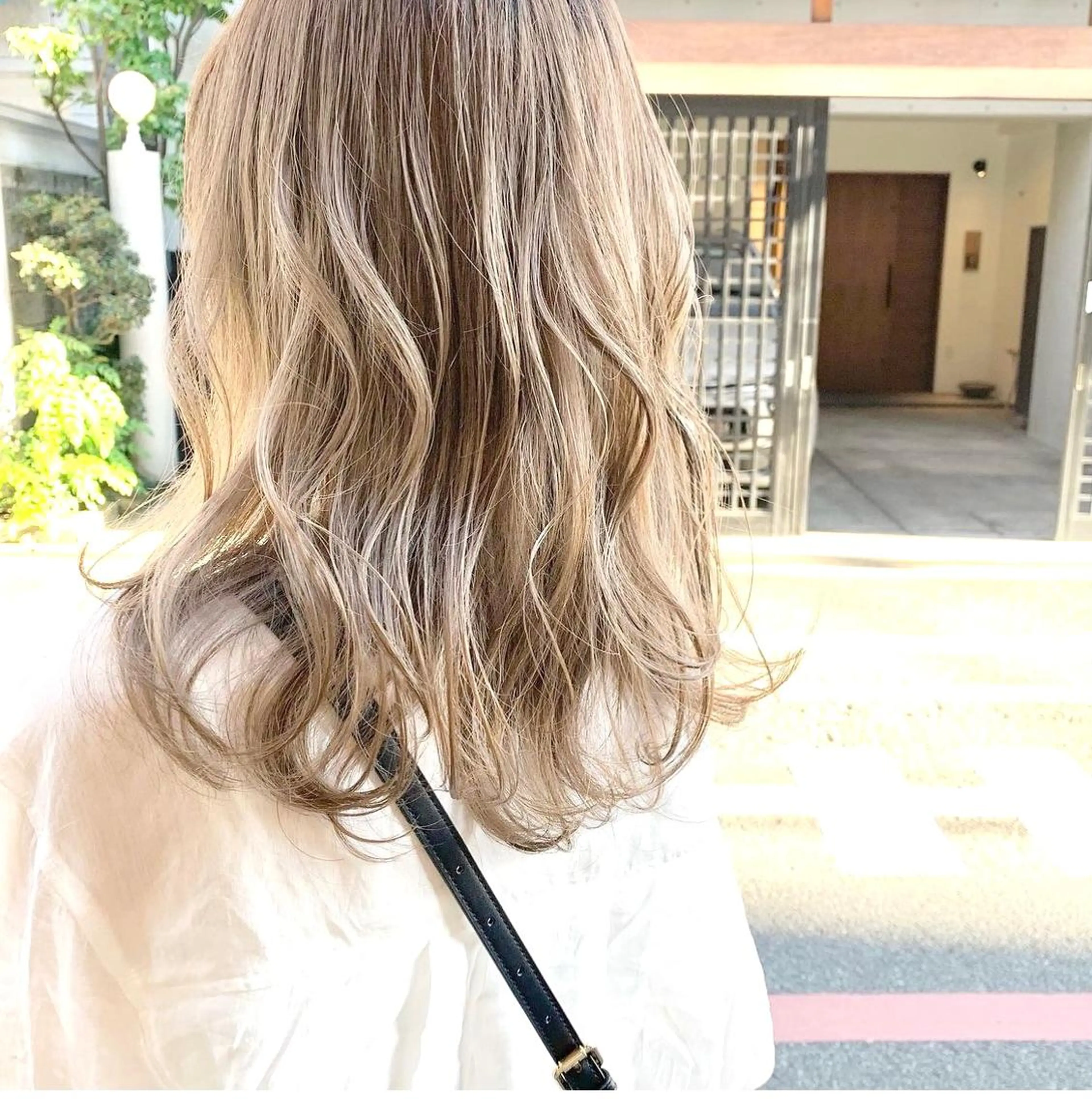 ミディアム レイヤーカット カット Recess hair所属・榎 広海のヘアスタイル