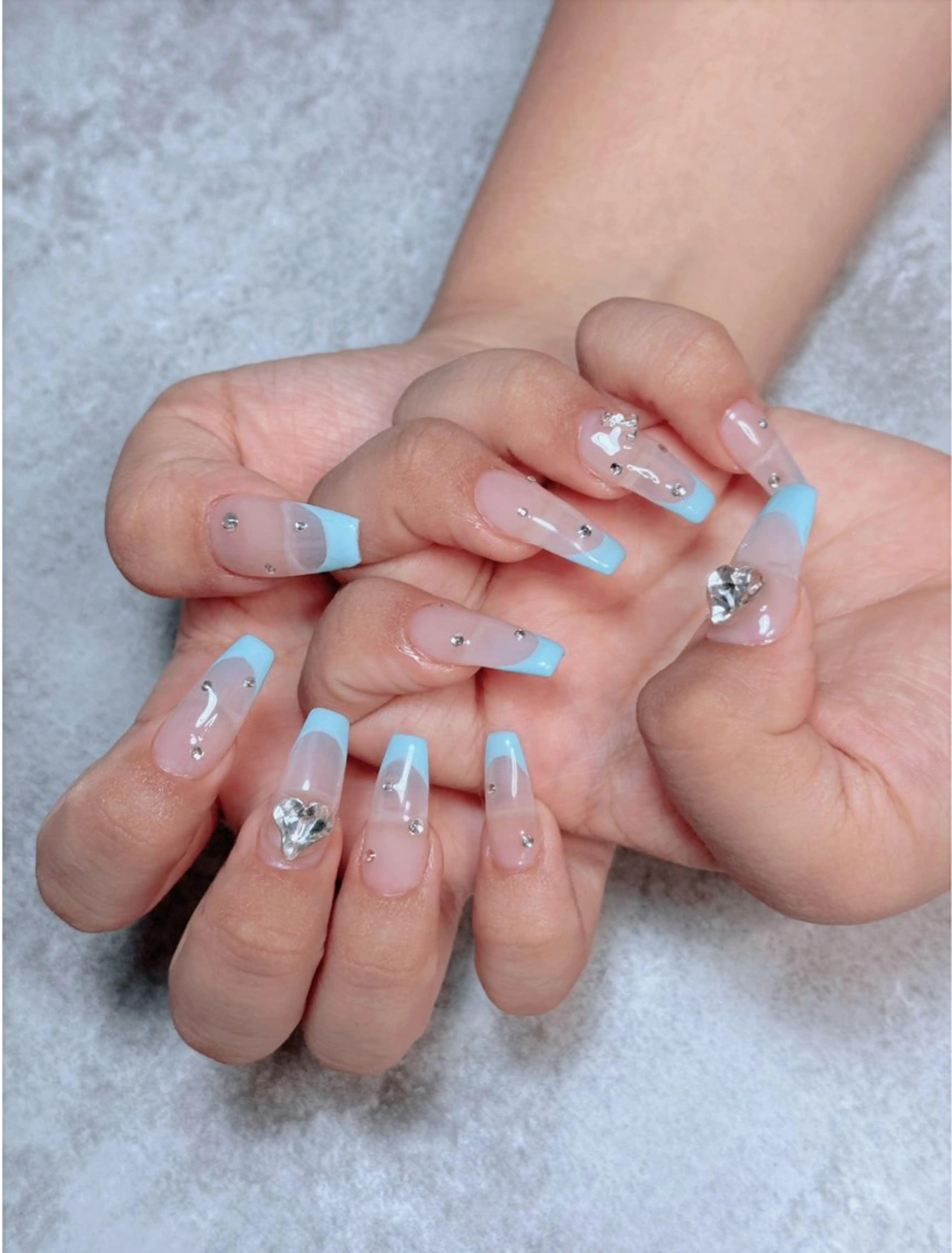 ネイル アートネイル オーロラネイル チークネイル 長さ出し フレンチネイル ハンドネイル nail sideraのネイルデザイン