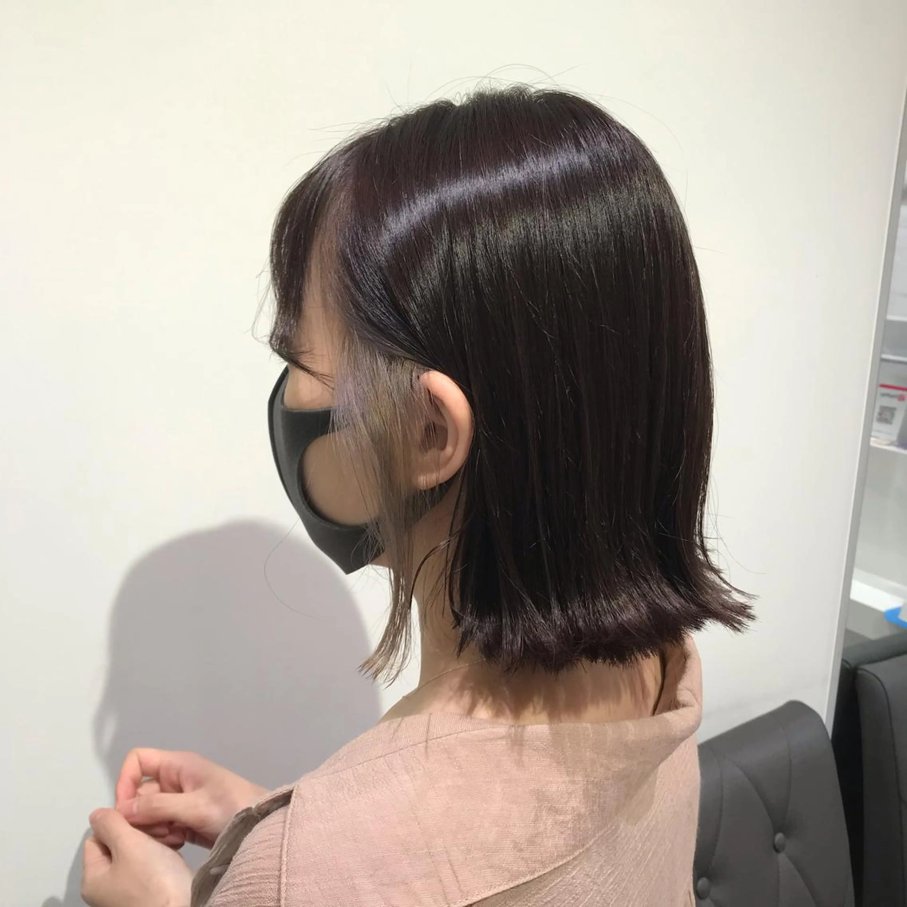 ミディアム カラー ベージュカラー 透明感カラー イヤリングカラー グレージュ イルミナカラー ヘアカラー トリートメント 暖色カラー🌹 中山由梨のヘアスタイル
