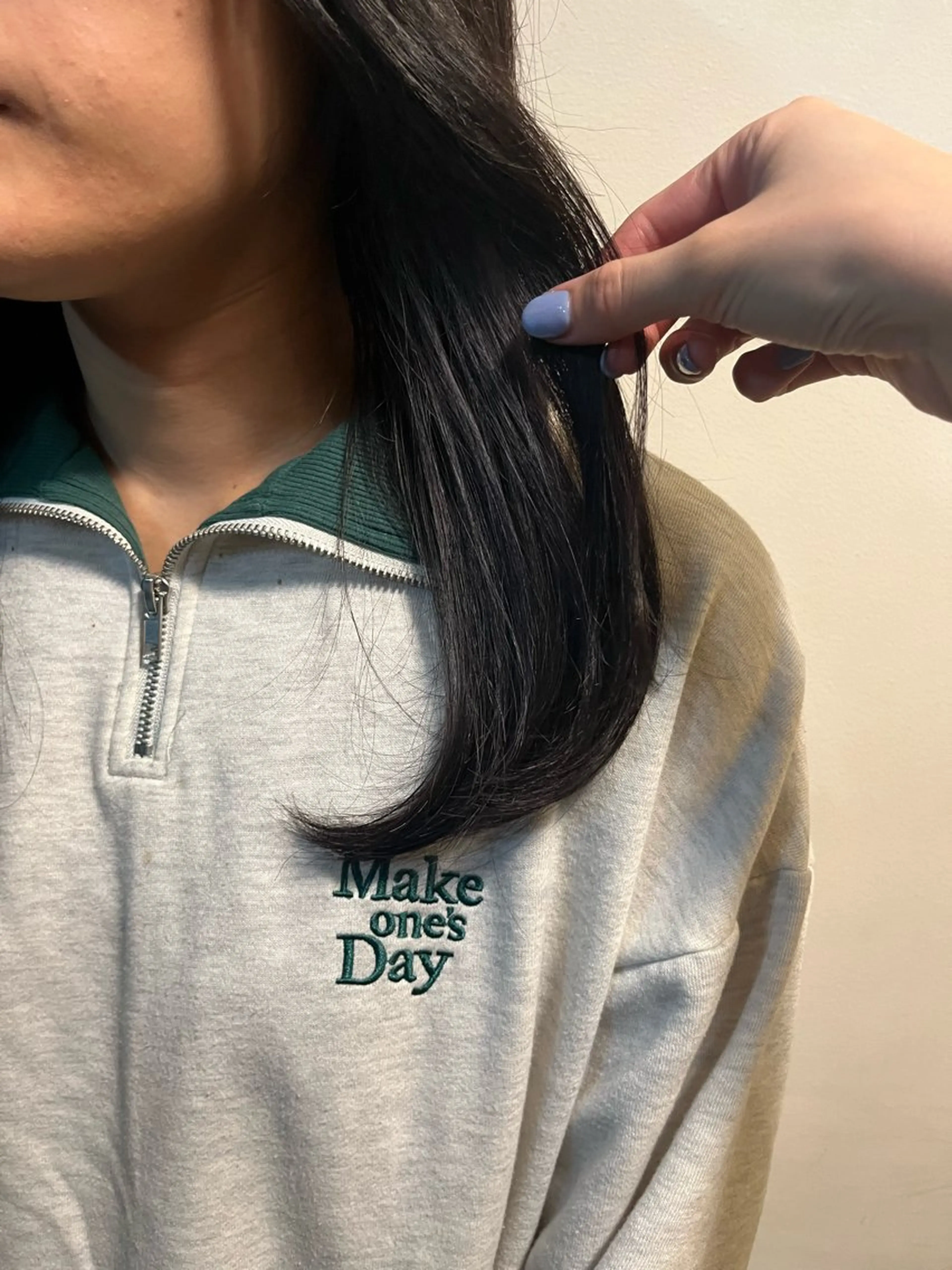 ロング 愛瑠奈 erunaのヘアスタイル