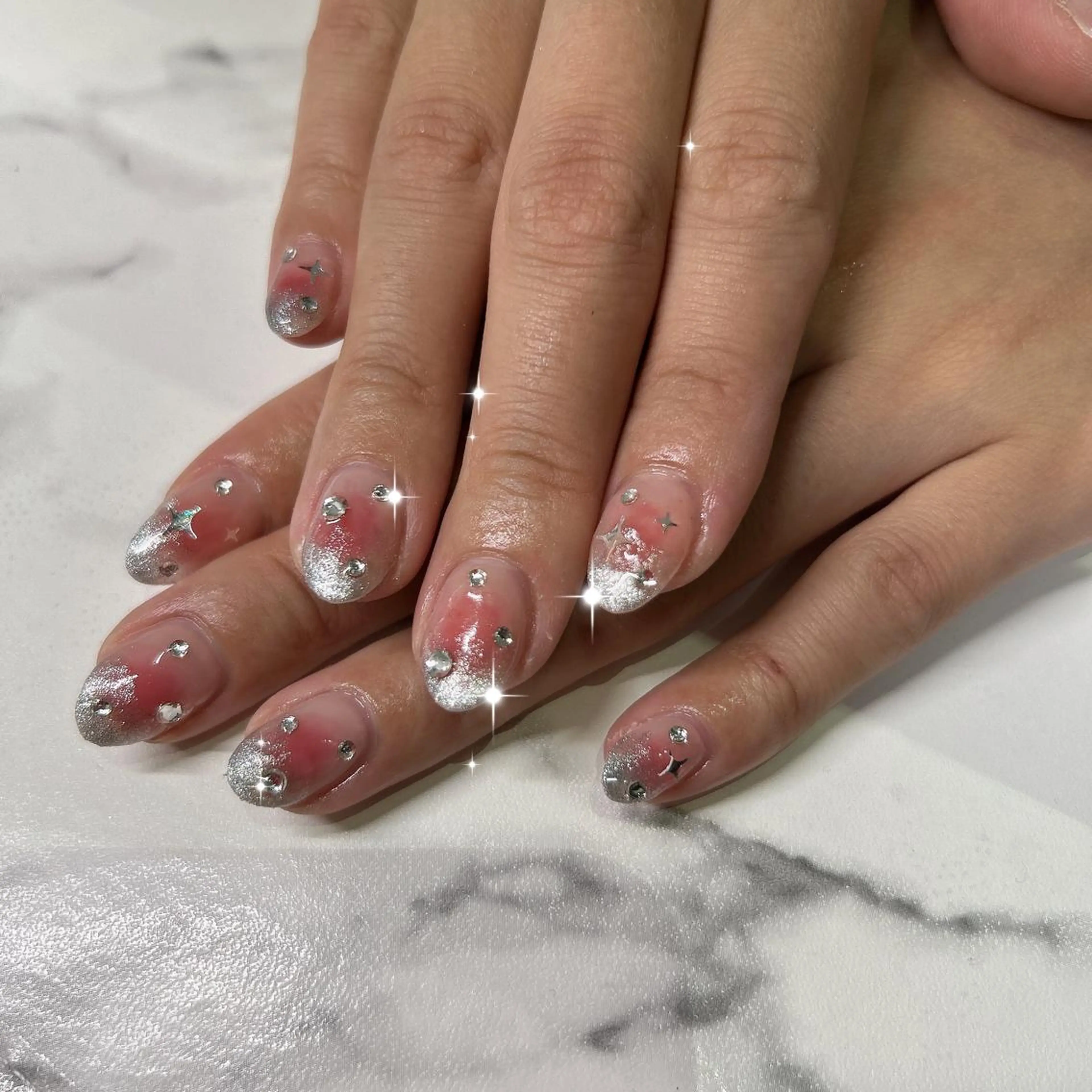 ネイル チークネイル onnail mikoのネイルデザイン