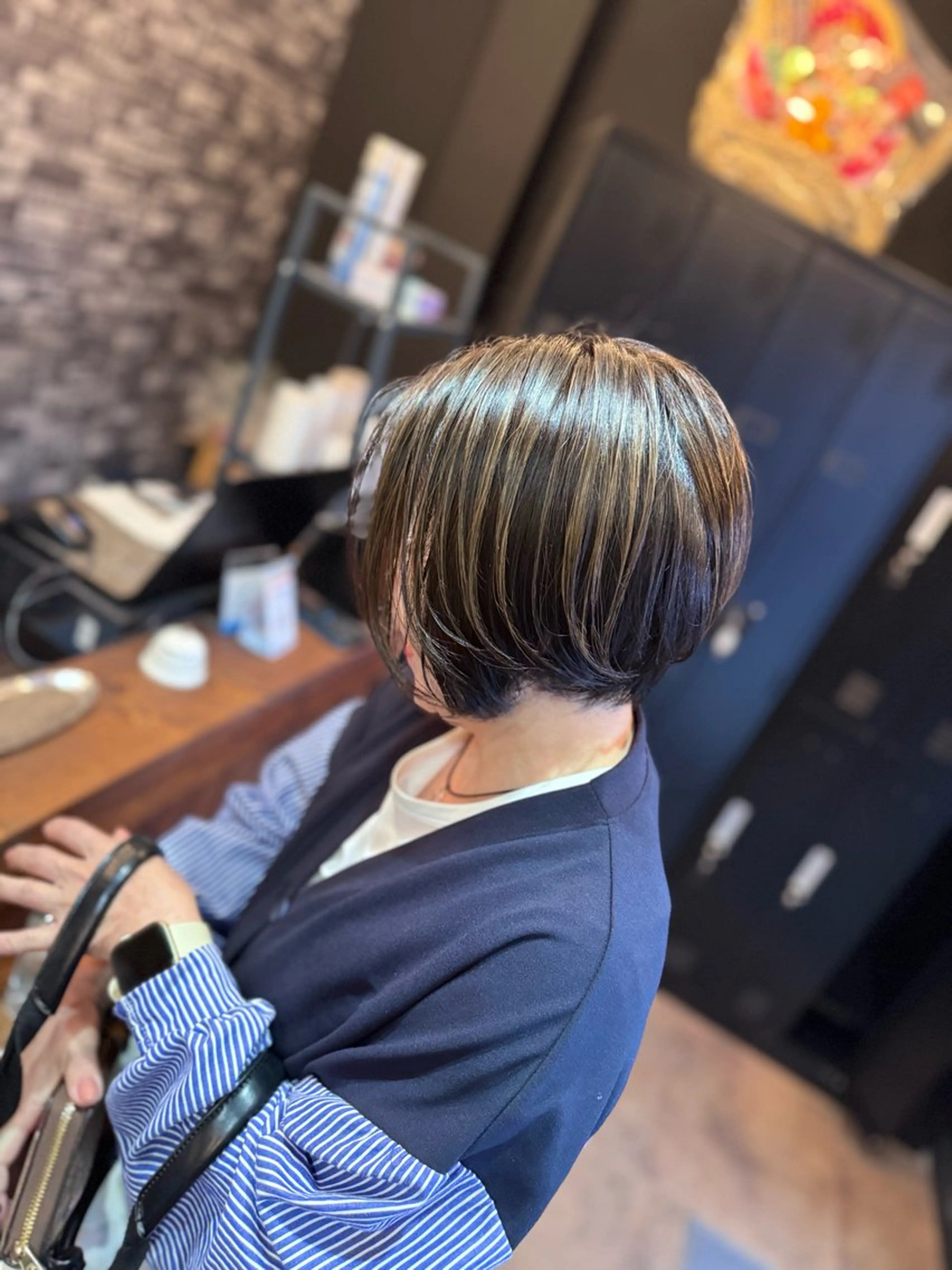 ショート ハイライト えりな・安心 ・丁寧な美容師🌱のヘアスタイル