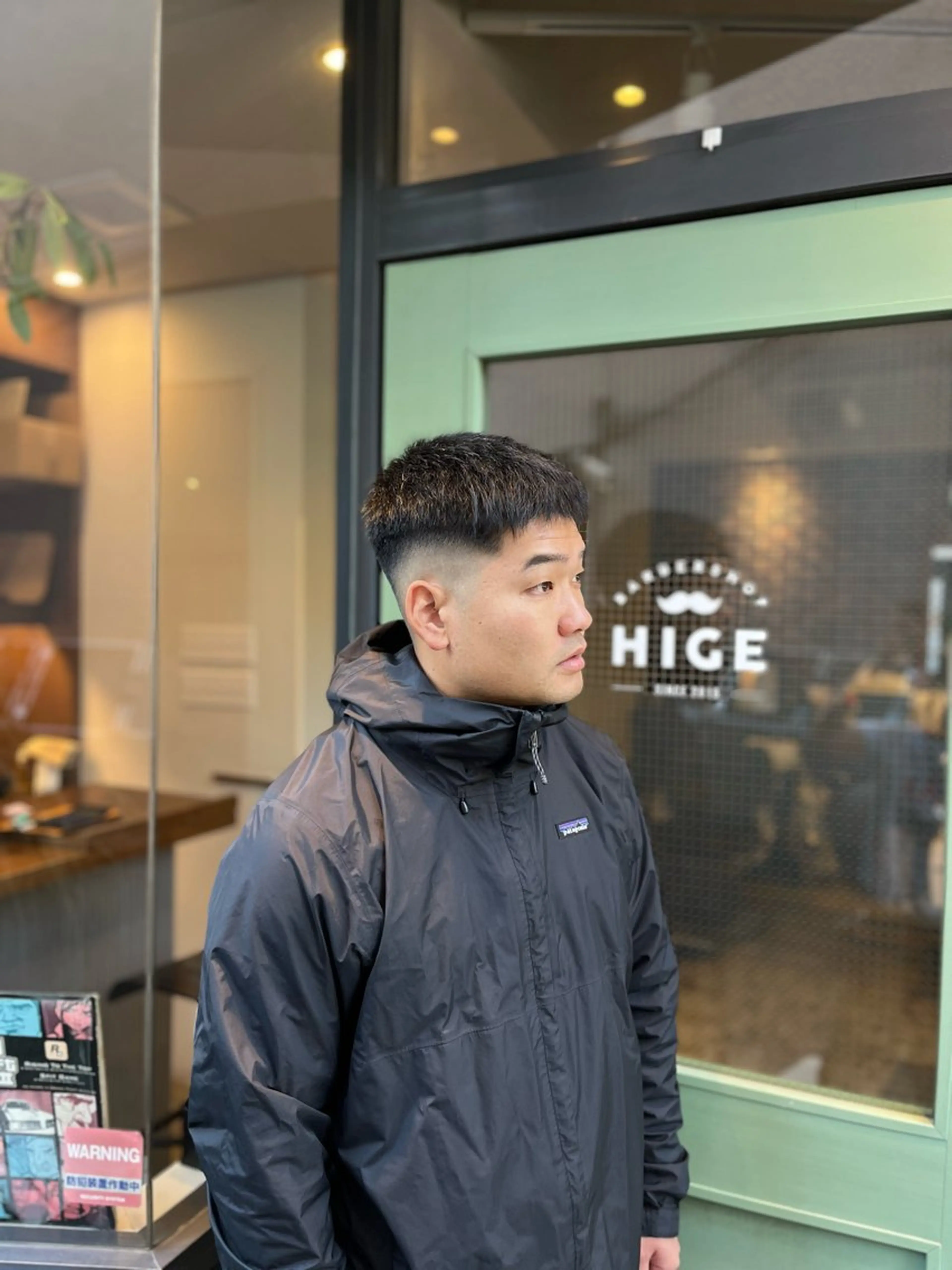 ショート メンズ フェードカット くせ毛 カット メンズ美容室HIGE barber shop所属・中川 響揮のヘアスタイル