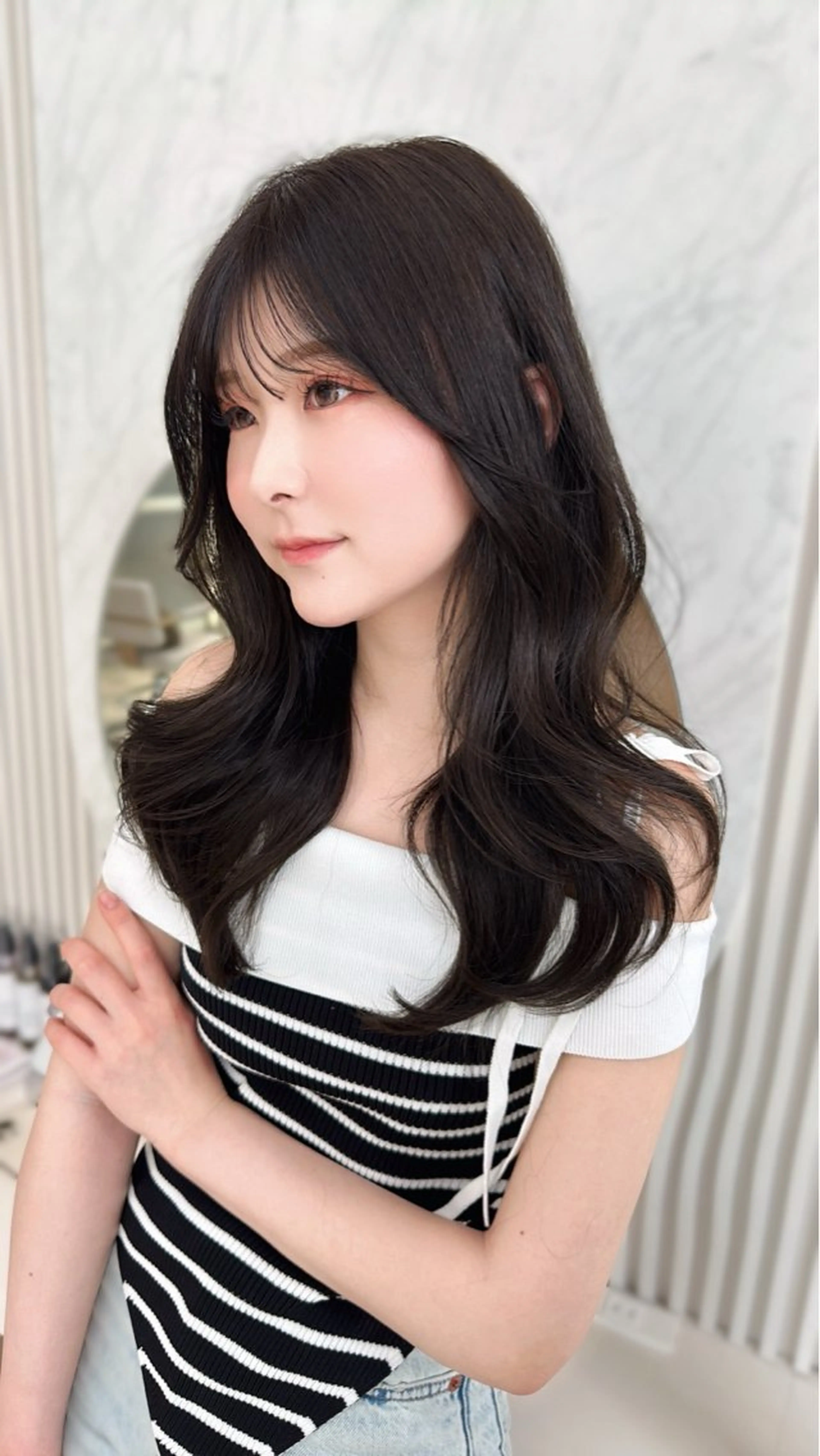 ロング oto🎀×美髪× シースルー前髪🤍のヘアスタイル