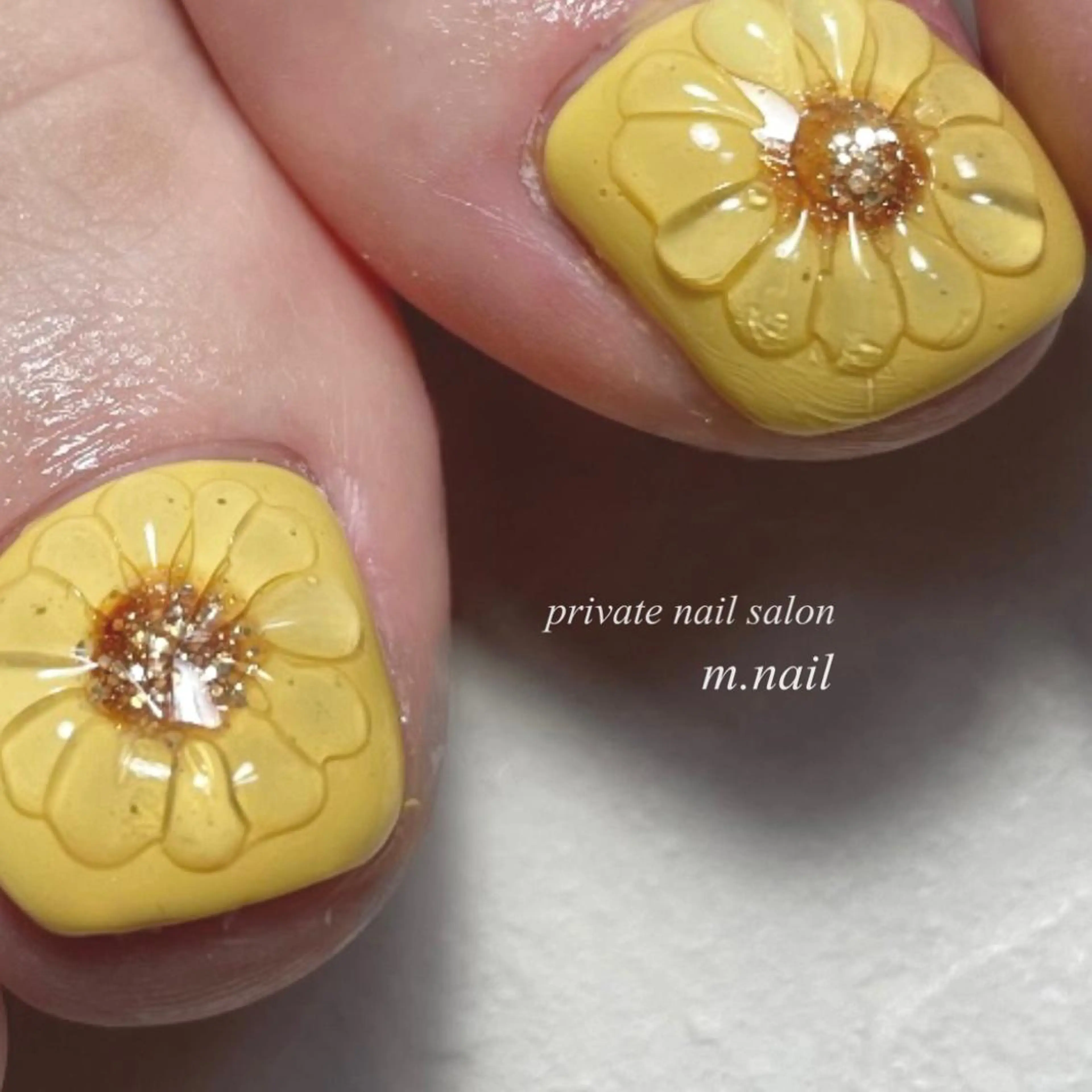 ネイル フラワーネイル フットネイル ぷっくりネイル 夏ネイル m.nail salonのネイルデザイン