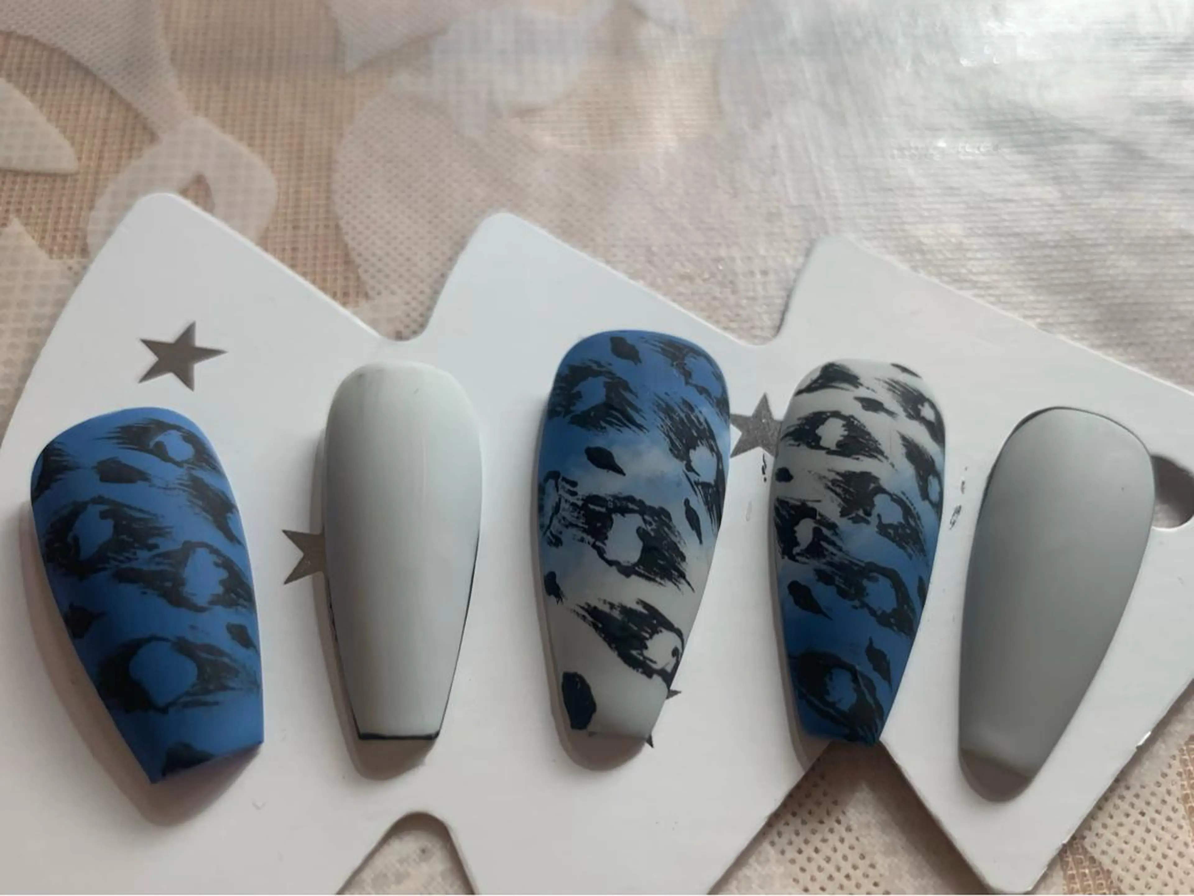 ネイル Kira Nailのネイルデザイン