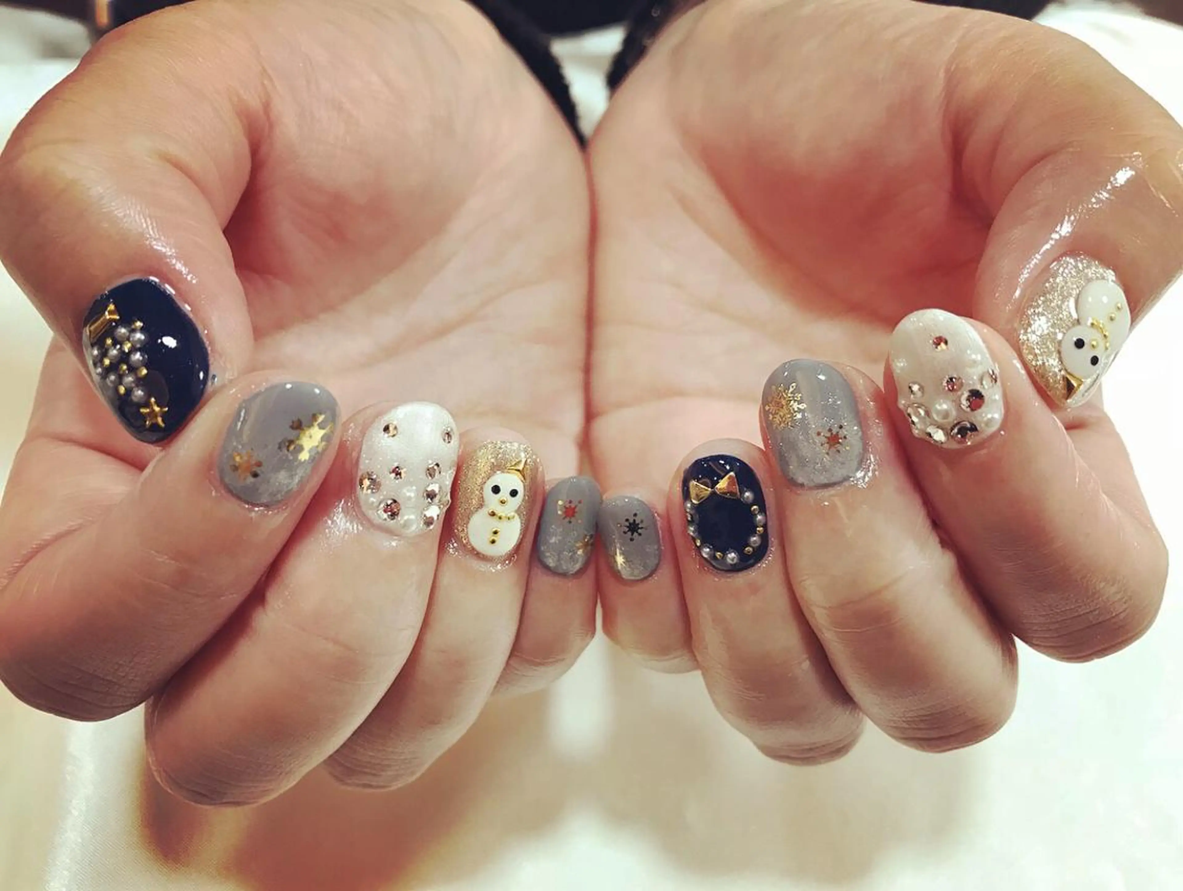 ネイル 冬ネイル クリスマス nailsalon colon所属・nailartist lisaのネイルデザイン