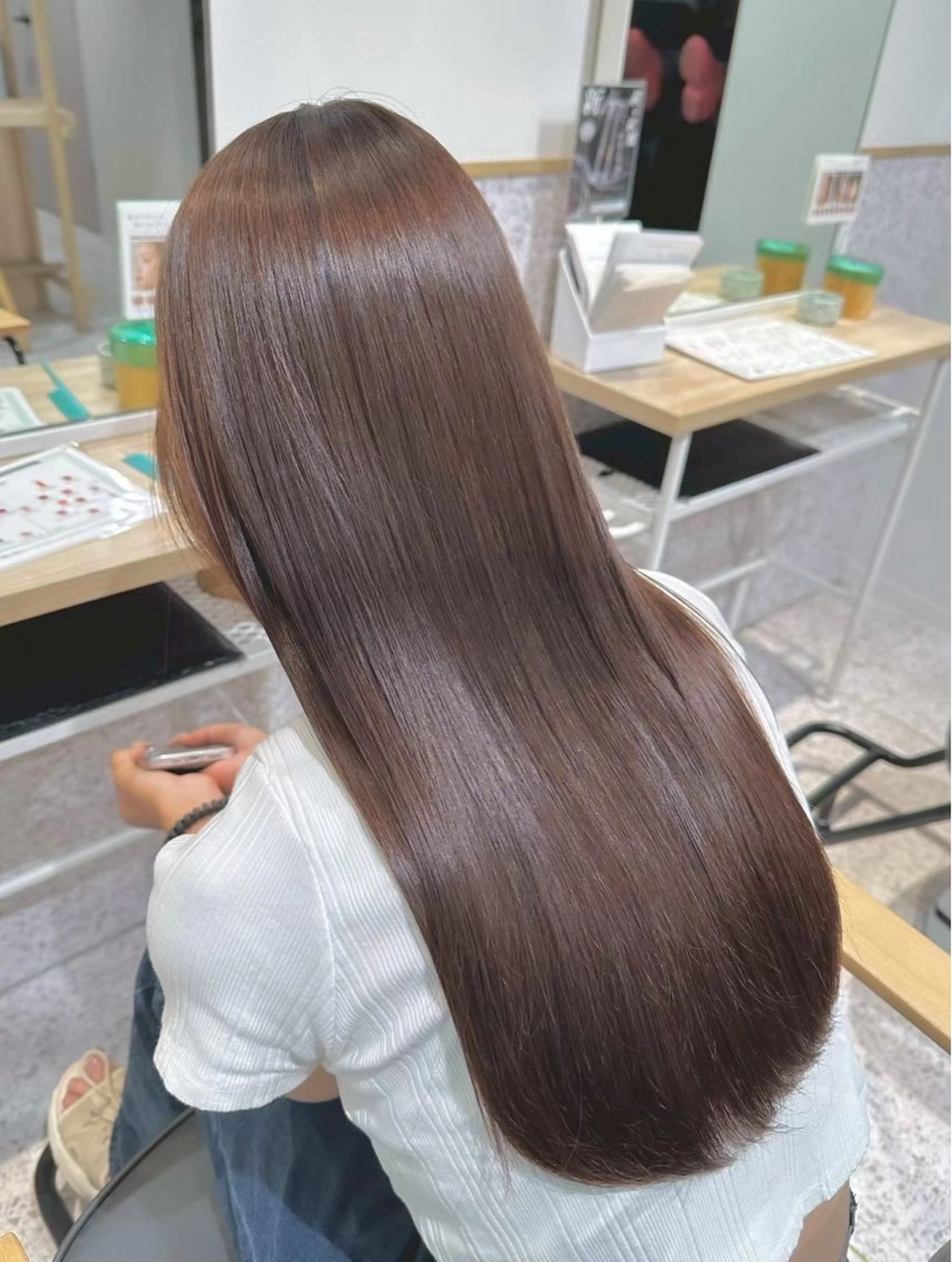 ロング 顔周りカット ハイライト 髪質改善 韓国風ヘア 縮毛矯正 ヘアカラー 艶カラー／ネイル🌟 ミサキのヘアスタイル