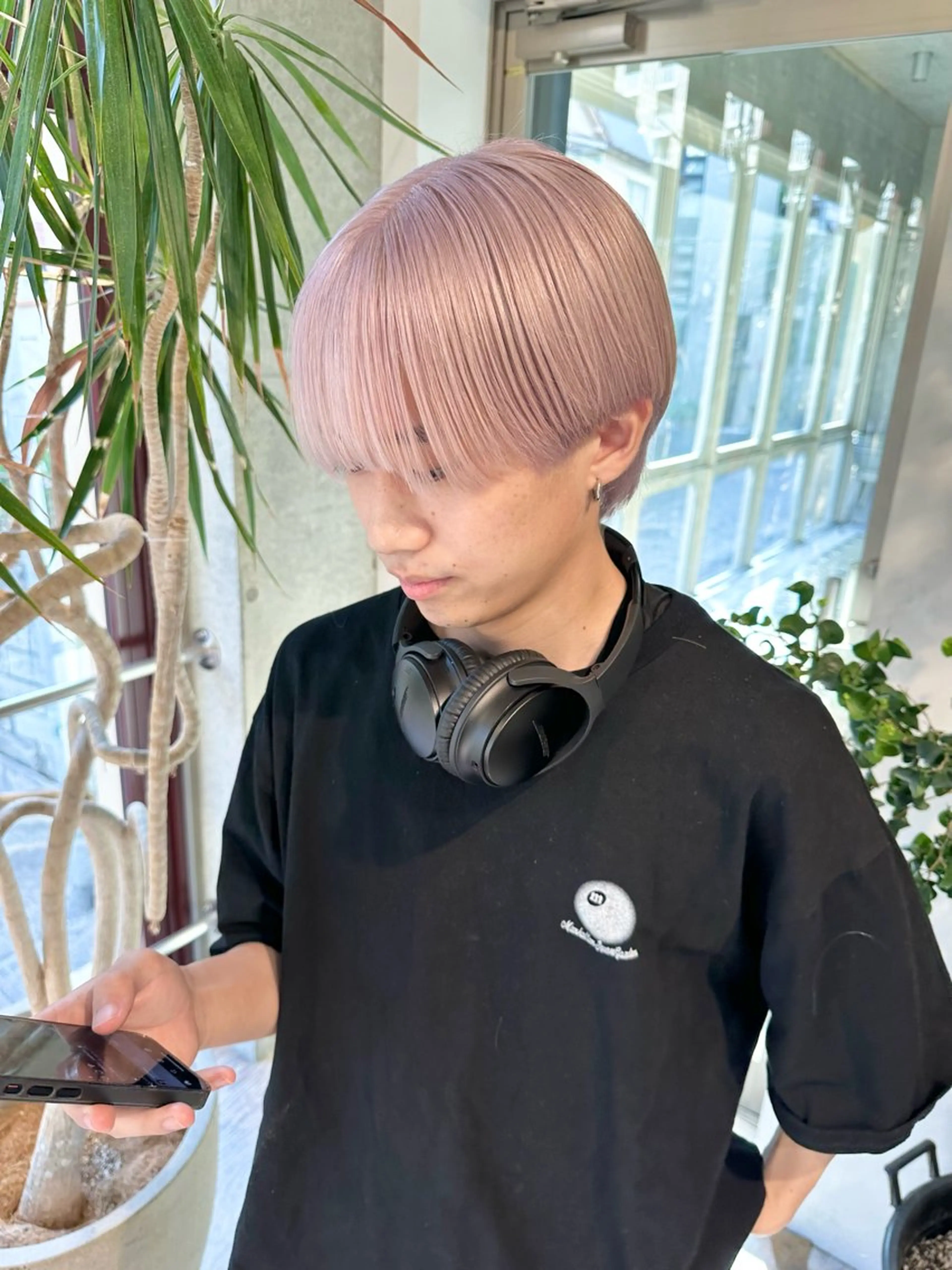 ショート カラー メンズ メンズハイトーン ハイトーンカラー カット ヘアカラー トリートメント kai .のヘアスタイル