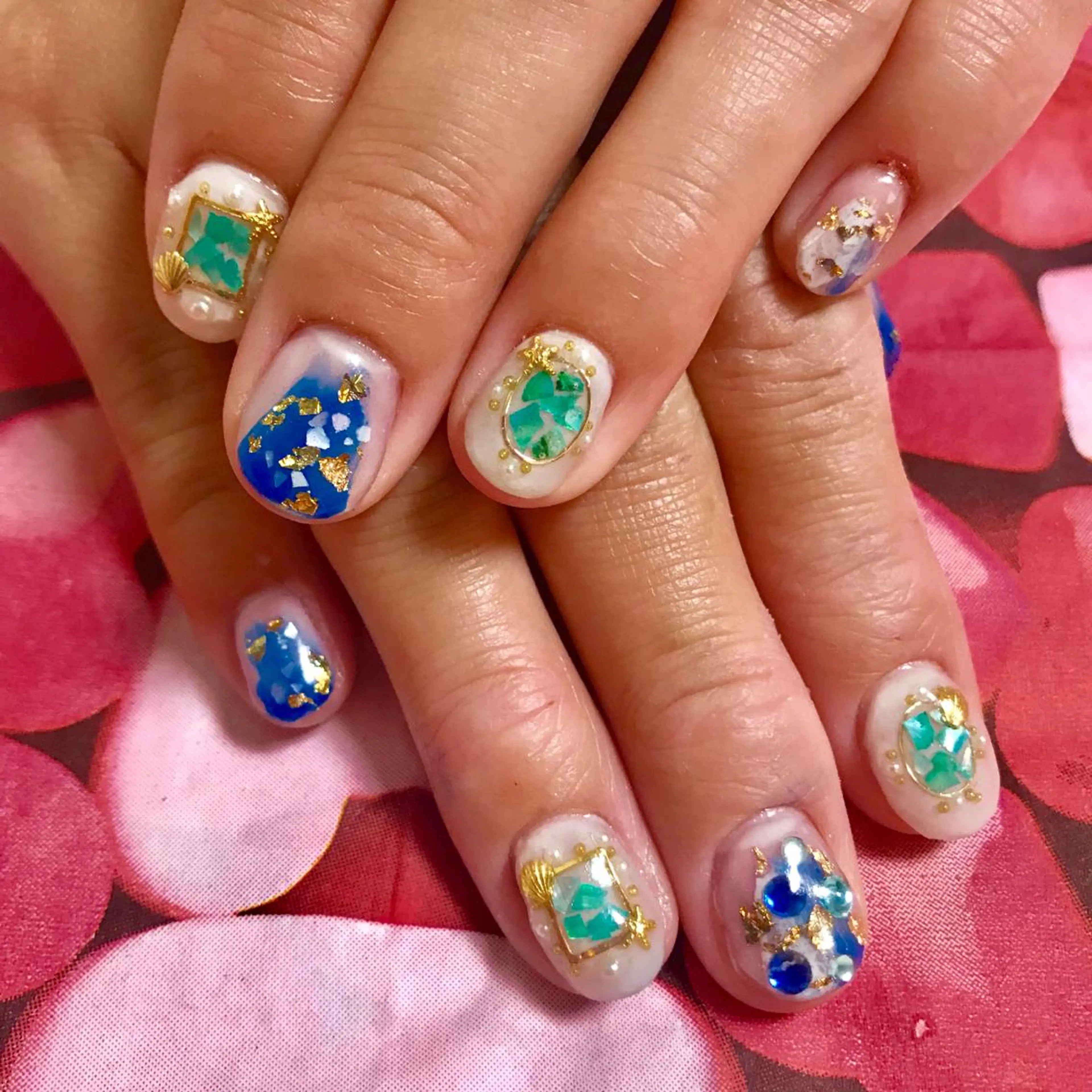 ネイル LOVEnail tomoのネイルデザイン