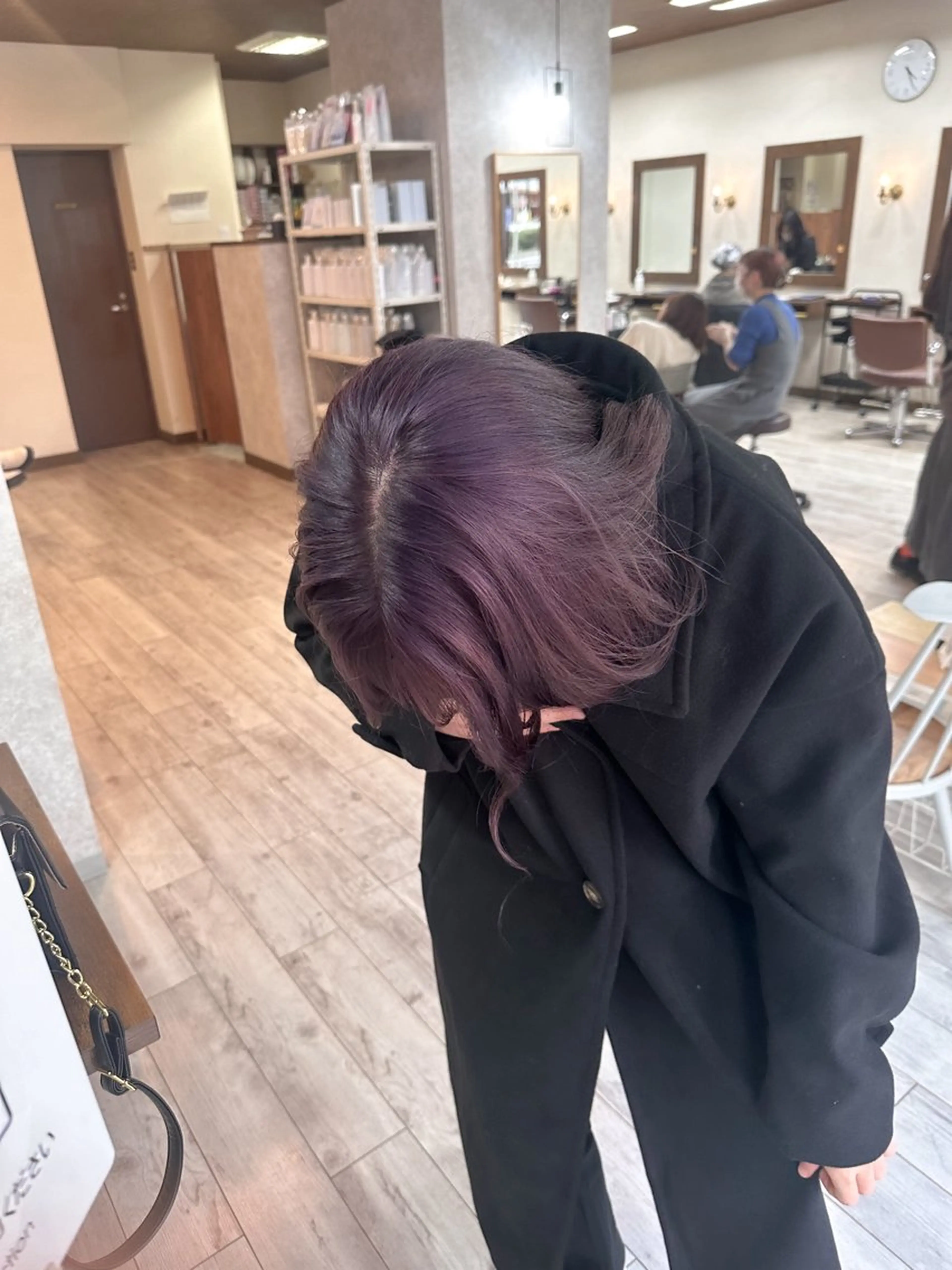 ロング カラー ブリーチ カット ヘアカラー トリートメント minim / miku 暖色カラーのヘアスタイル