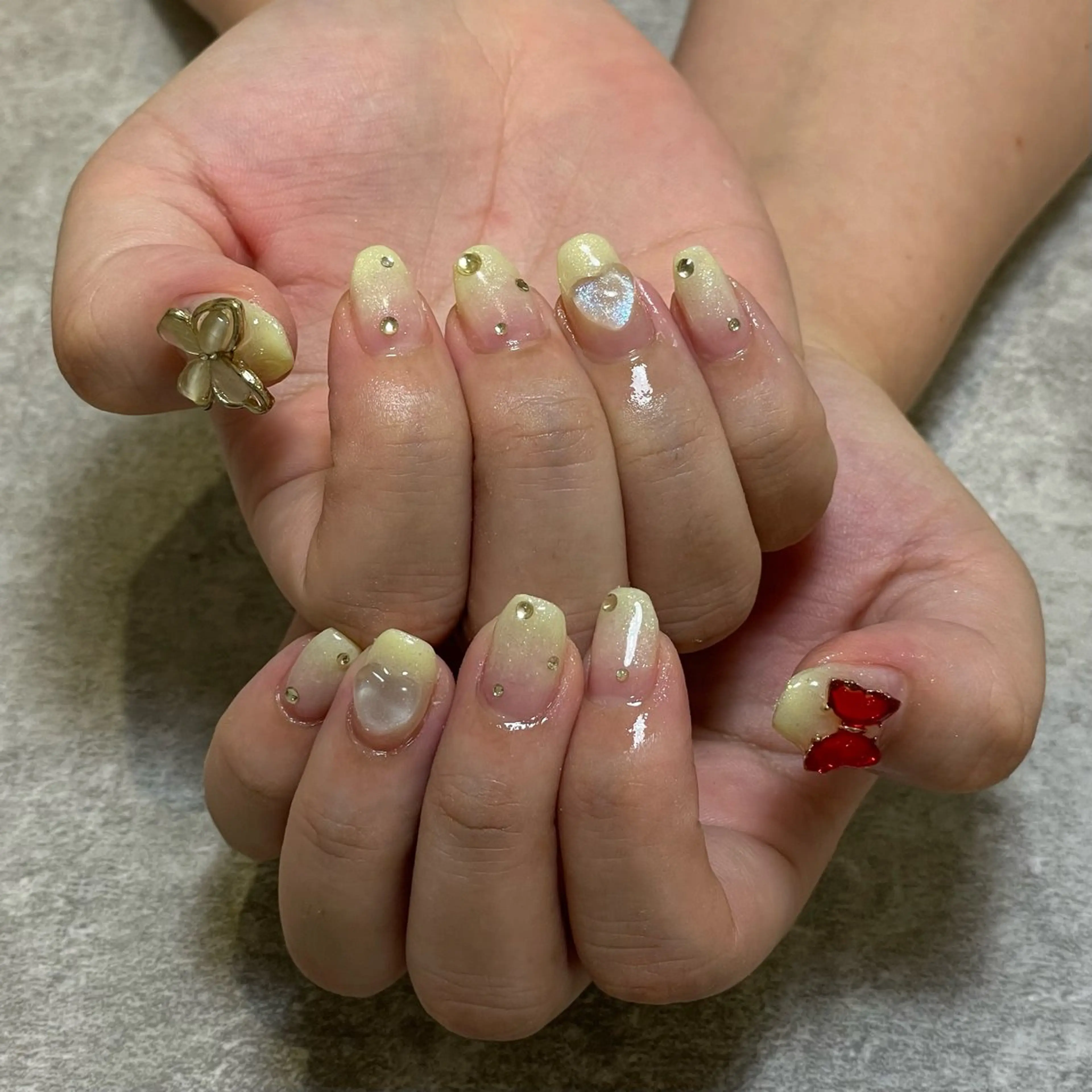 ネイル ハンドネイル Sunny Roa所属・SunnyRoa aguri ୨୧˖*のネイルデザイン