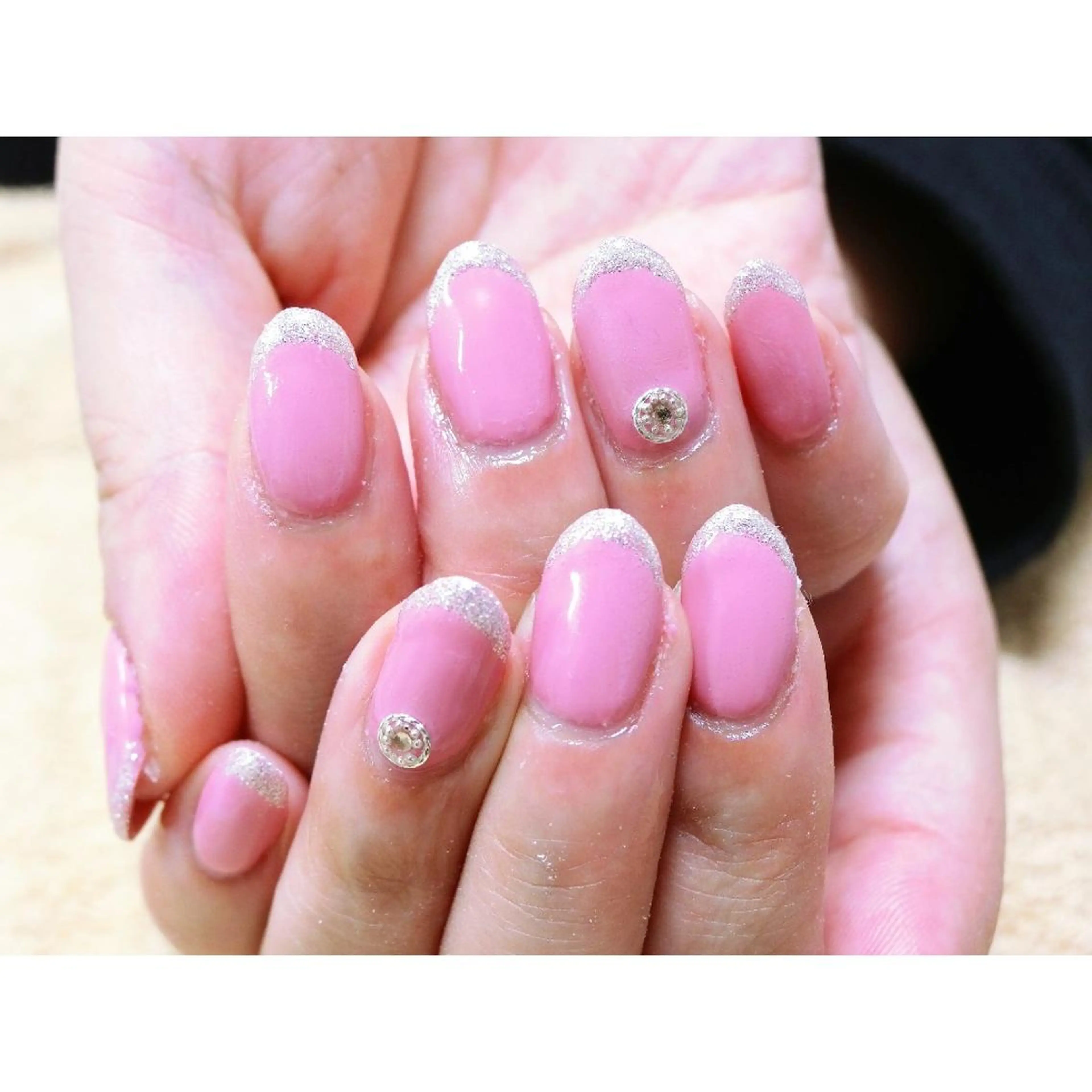 ネイル アートネイル シンプルネイル 痛ネイル/ワンホン/ フィルイン/長さだしのネイルデザイン