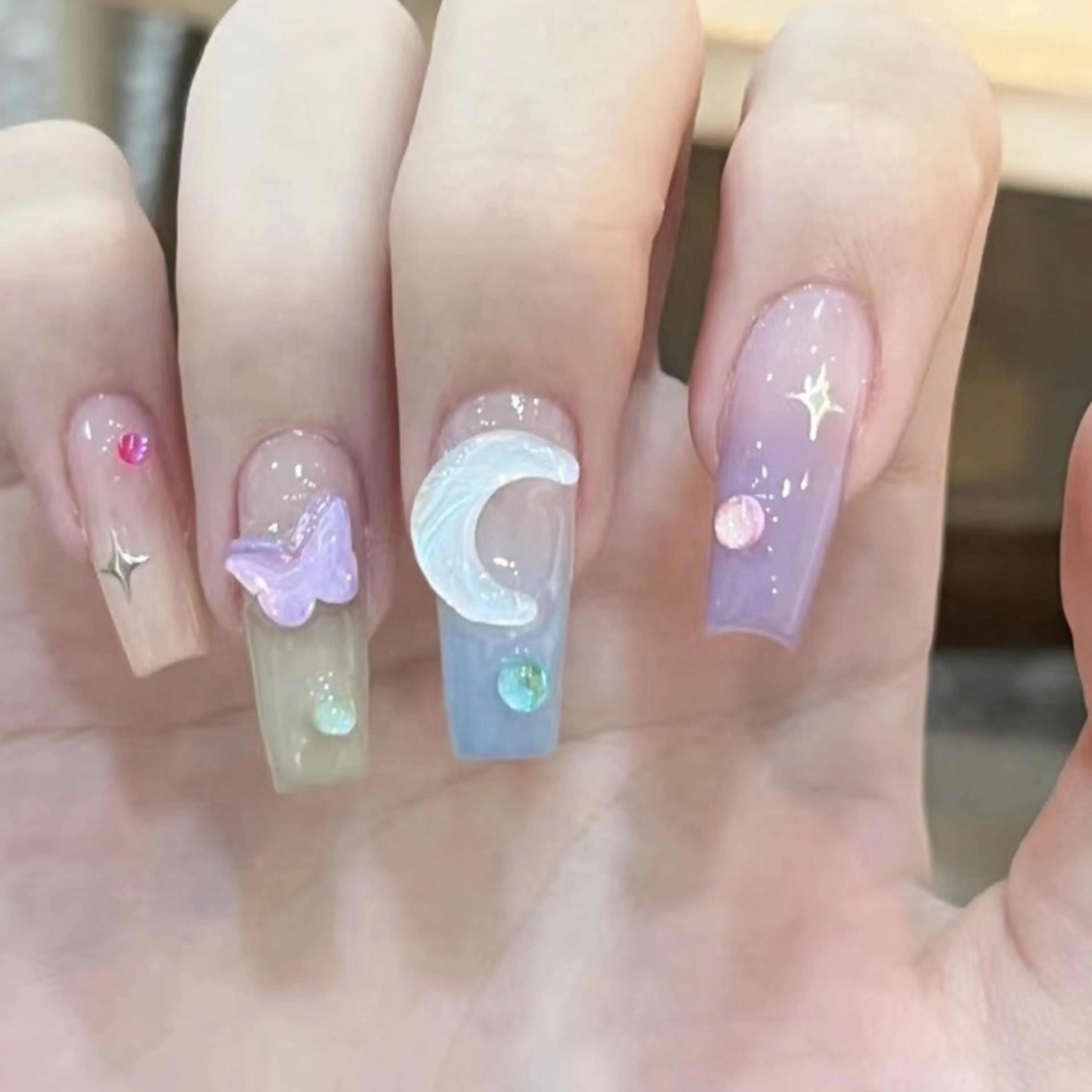 ネイル クリアネイル フラッシュネイル フットネイル フレンチネイル ジェルネイル ハンドネイル UM Nail Salonのネイルデザイン