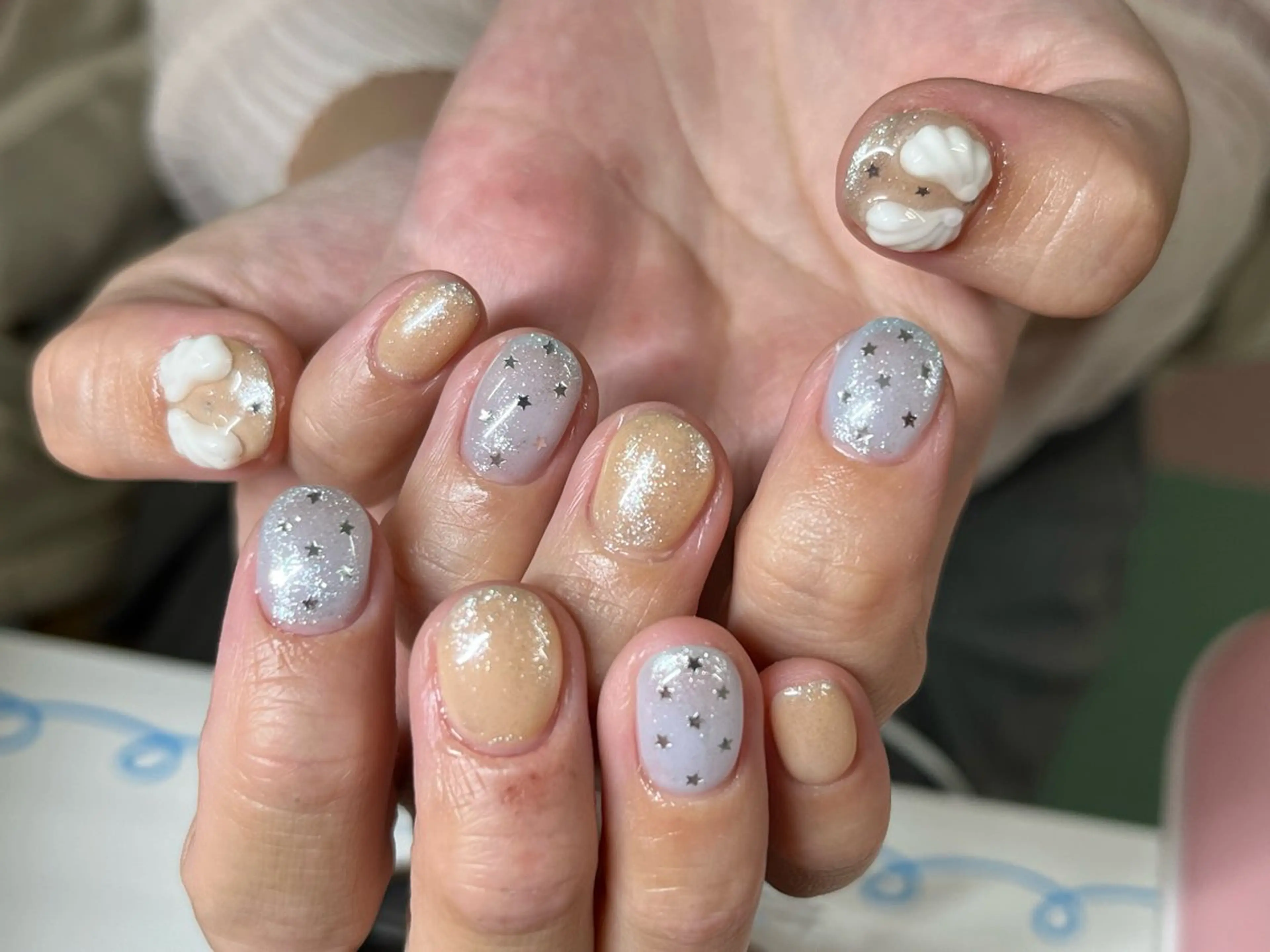 ネイル ハンドネイル Lily liのネイルデザイン