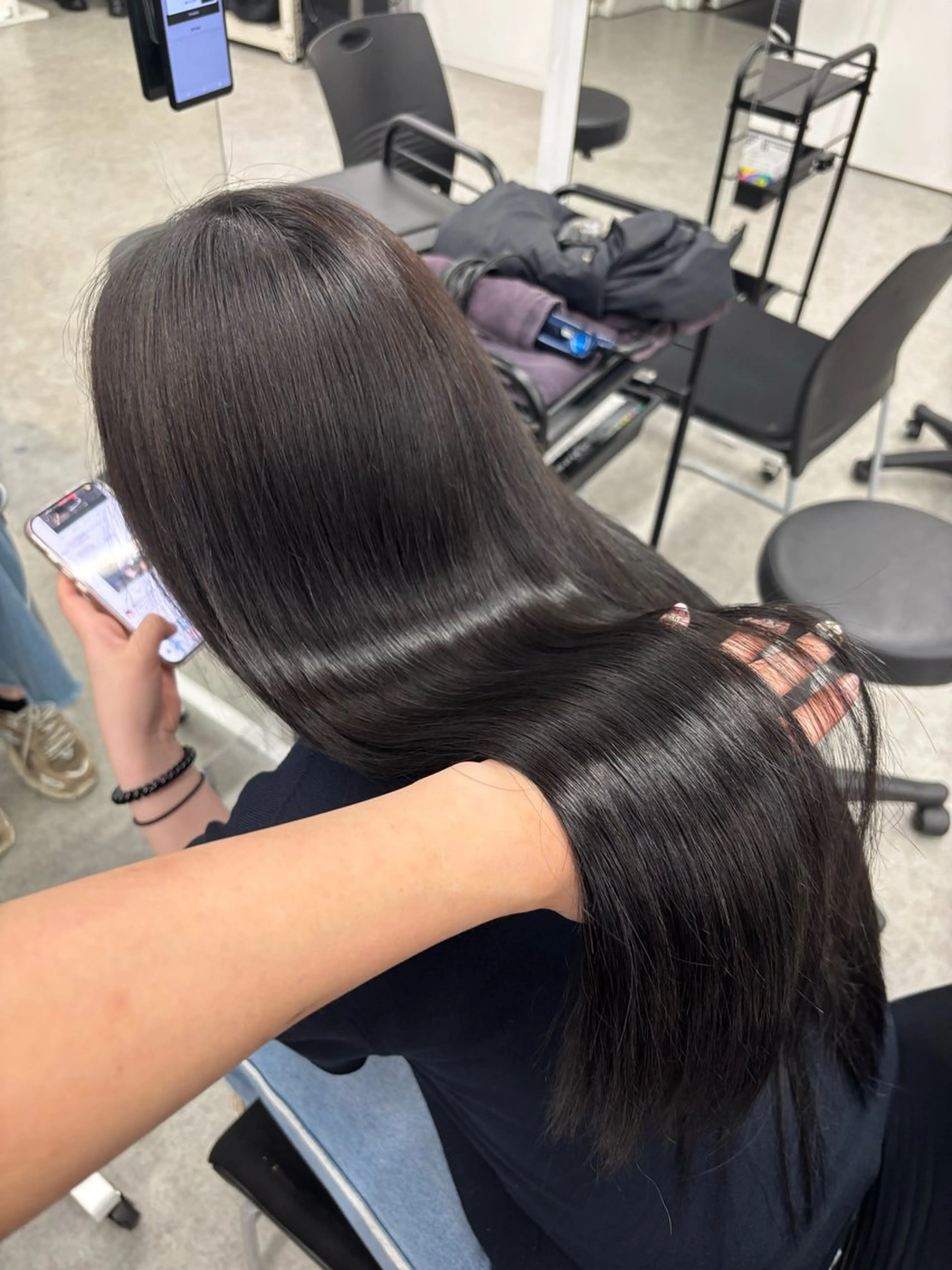 ロング カラー ワインレッド🍒ラベ ンダーKiyokaのヘアスタイル