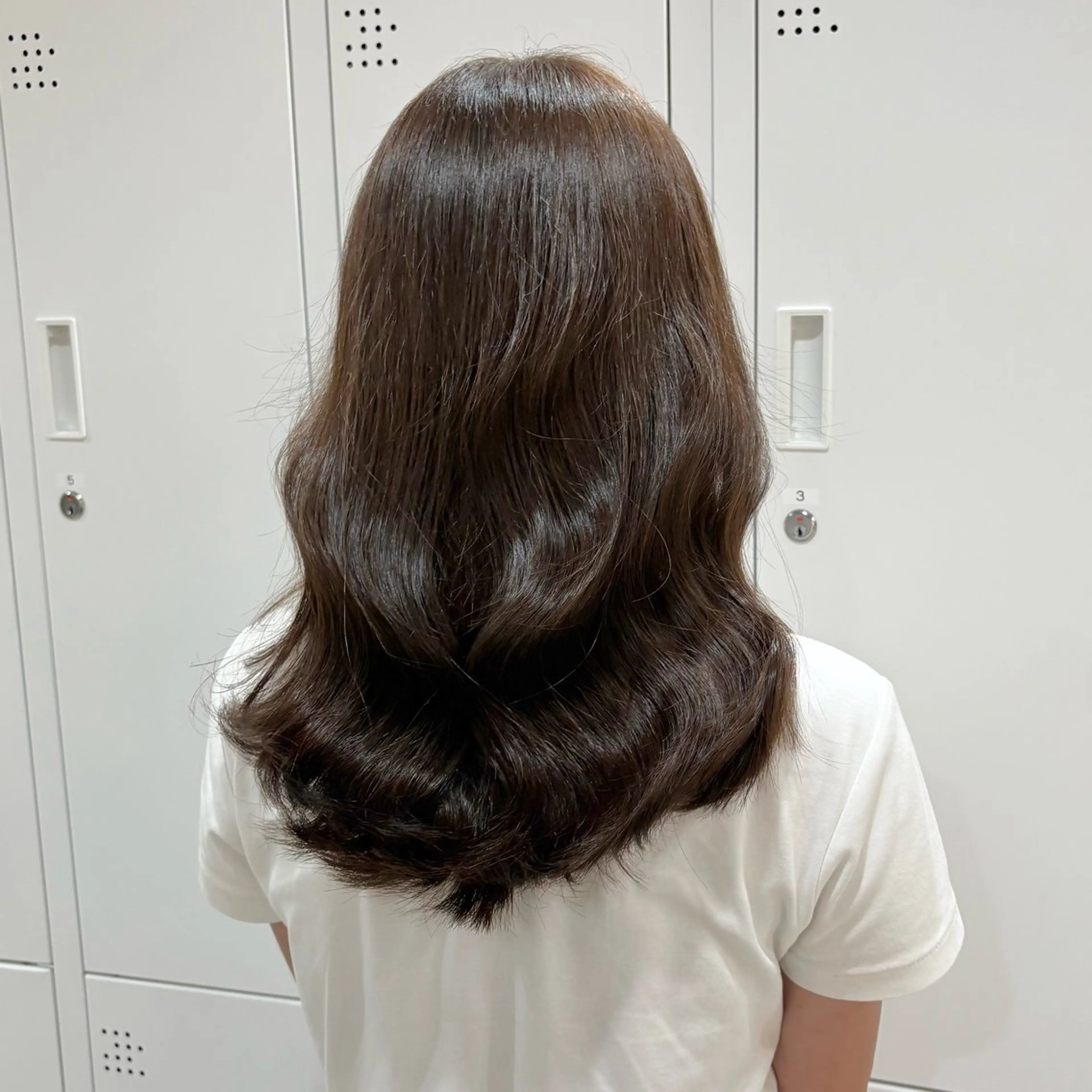 セミロング カット ヘアカラー 🎀 Saera 🎀のヘアスタイル