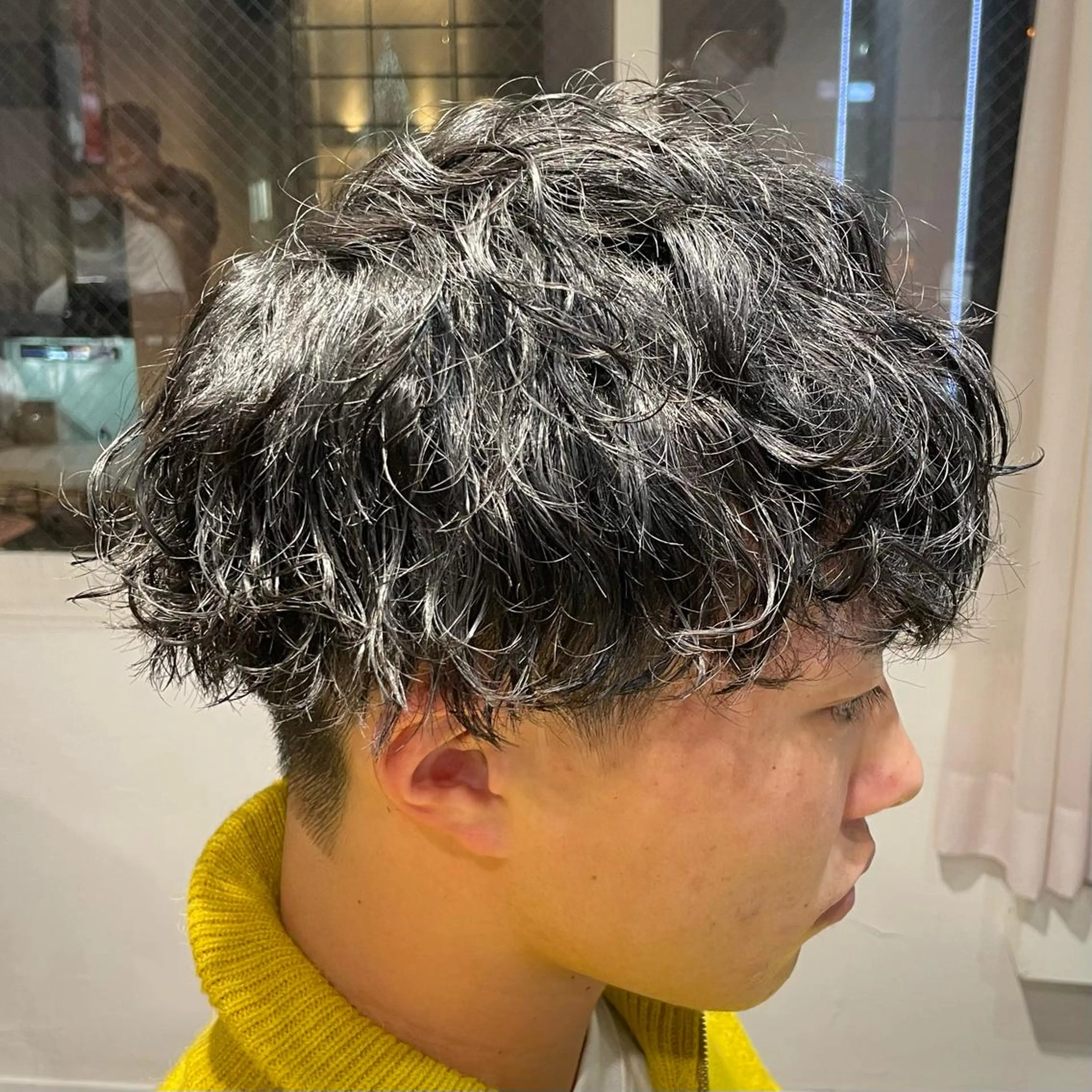 ショート パーマ メンズ メンズパーマ 波巻きパーマ カット パーマ トリートメント メンズ/メンズパーマ /心斎橋/新地政紀のヘアスタイル