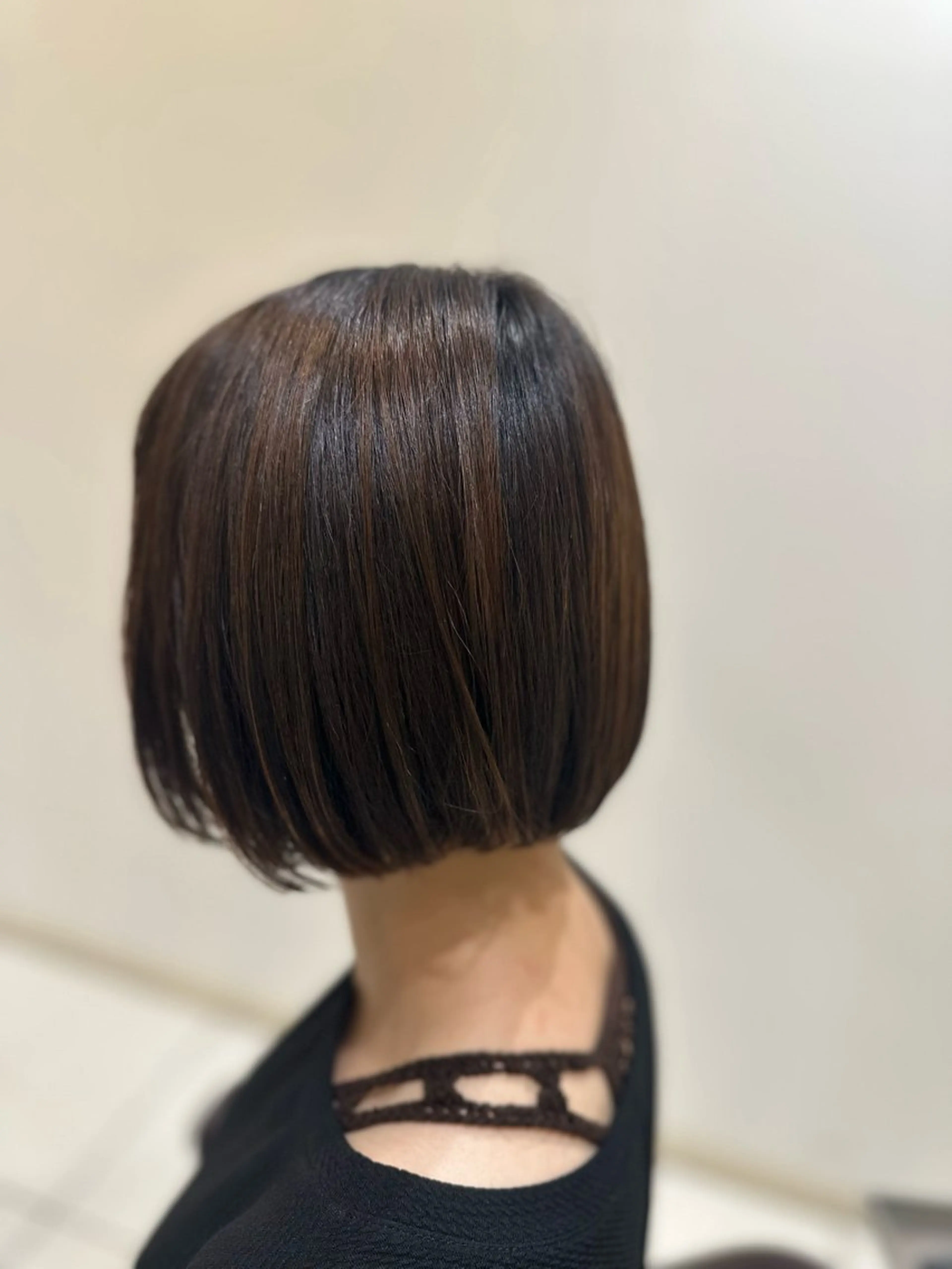 ミディアム 小顔カット 山上 佳奈子のヘアスタイル