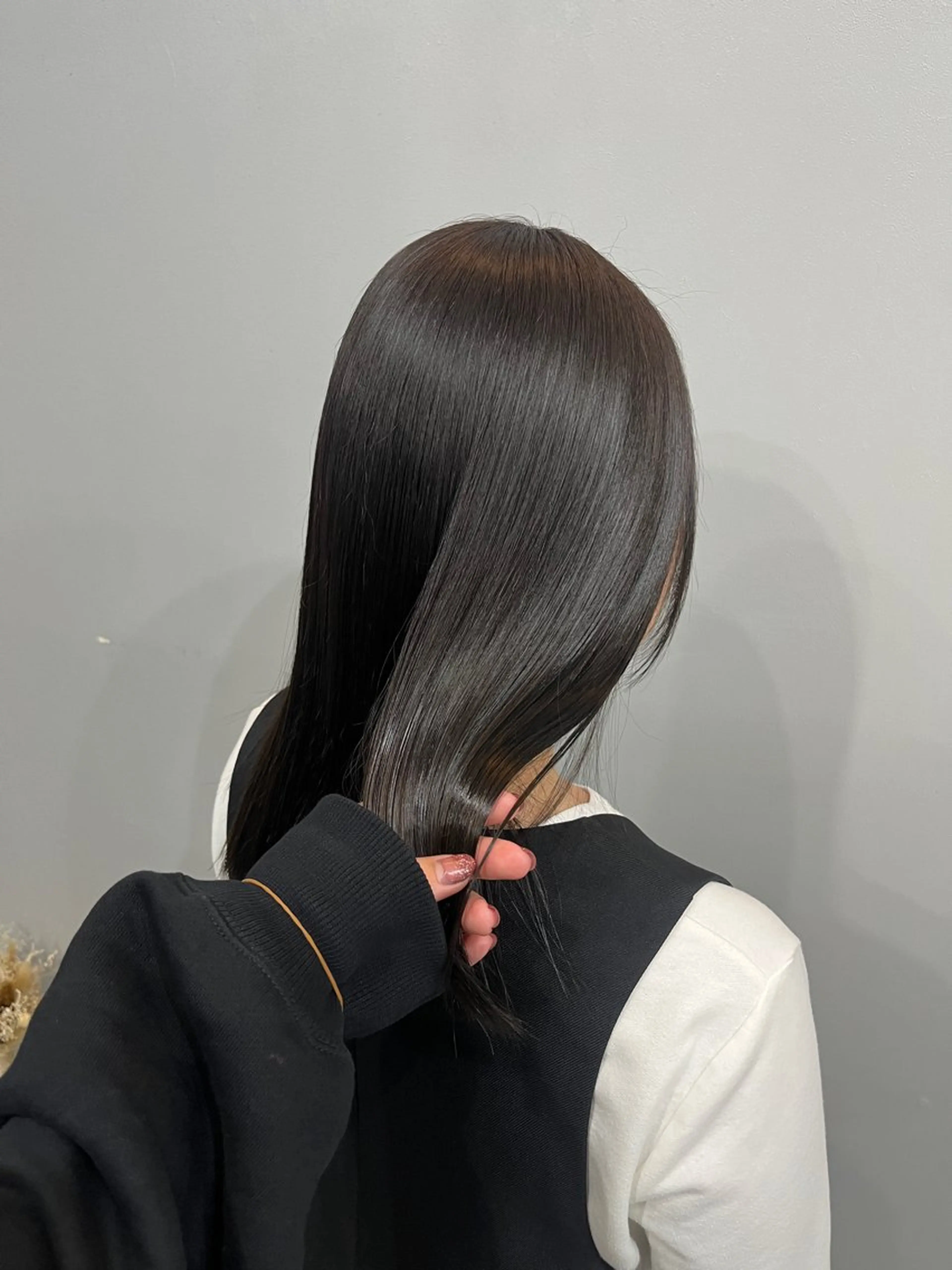 ミディアム カラー ヘアカラー トリートメント 🎀透明感ブリーチ カラー🎀ミズキのヘアスタイル