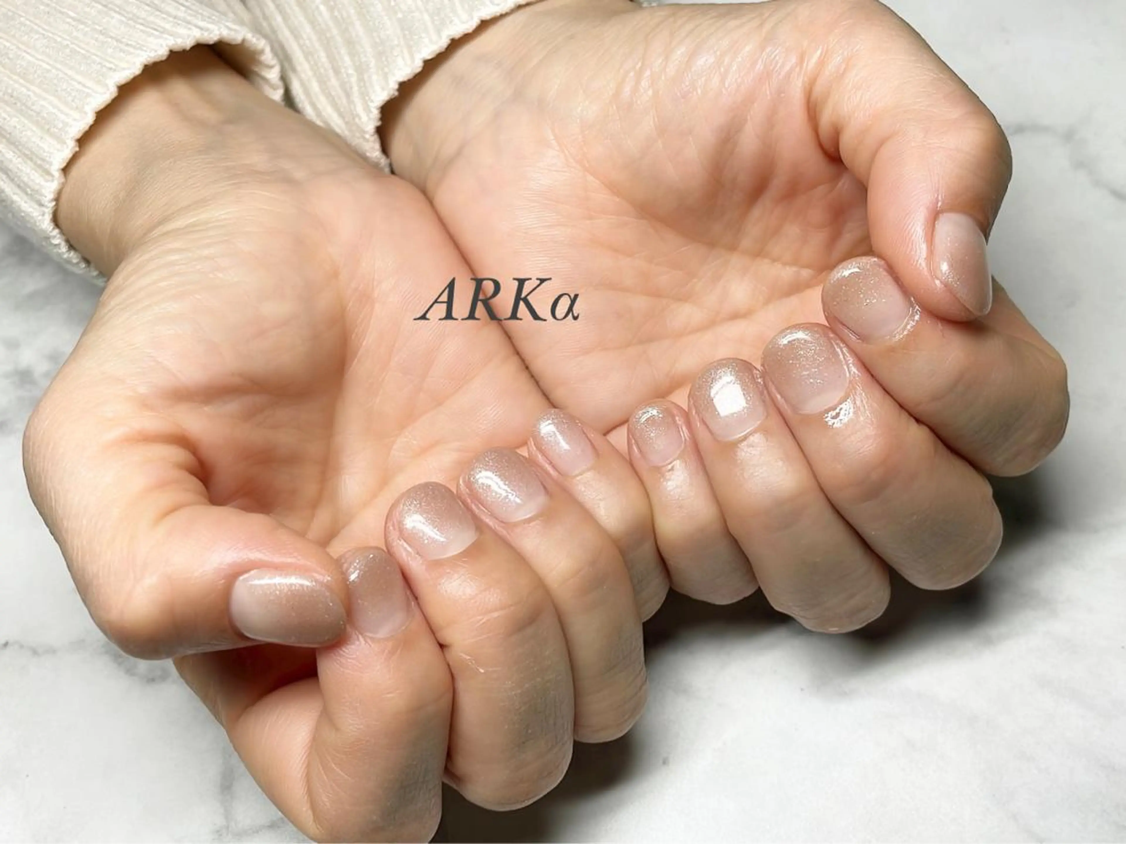 ネイル グラデーション ハンドネイル ARKα Nishiのネイルデザイン