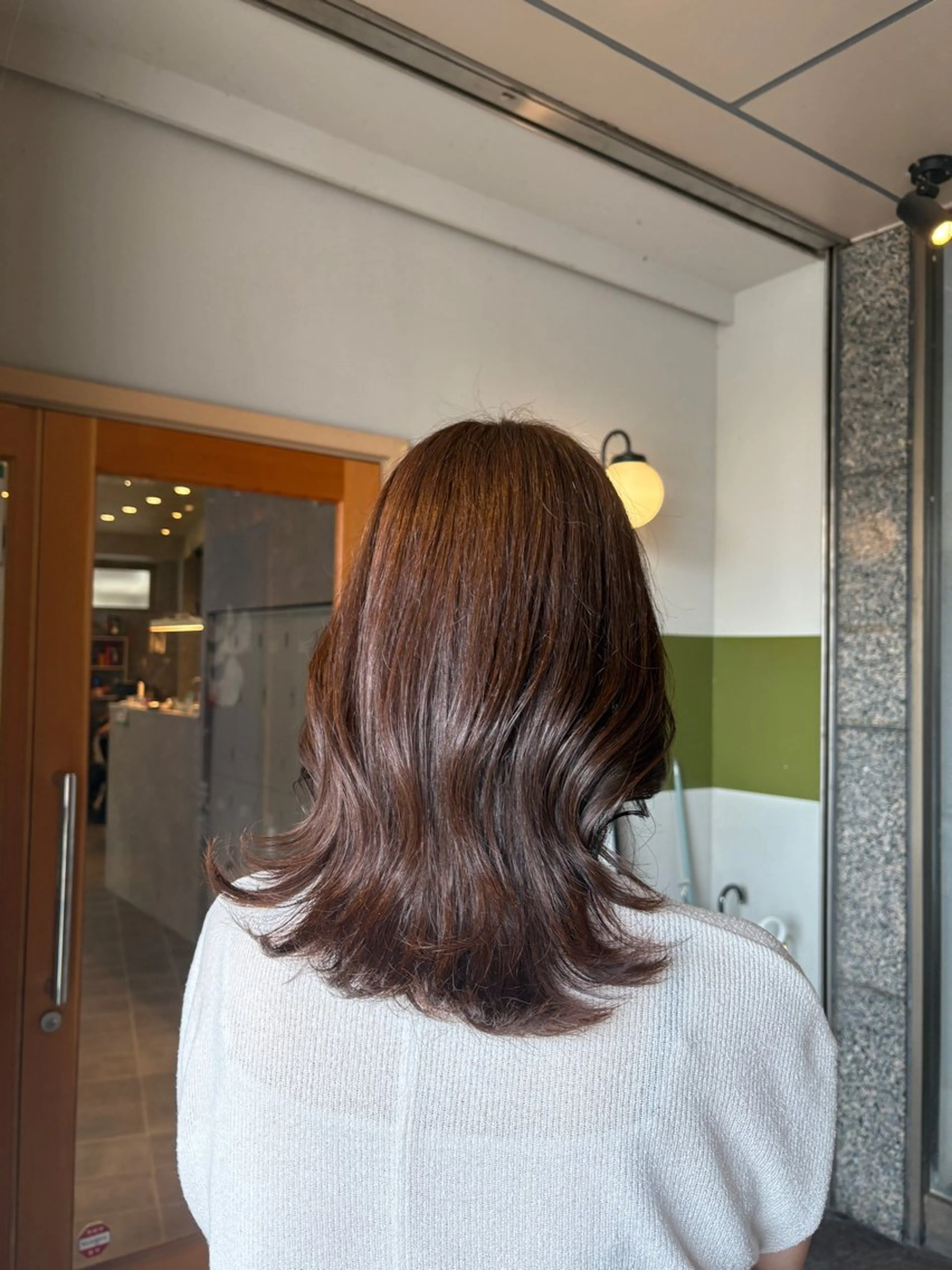 セミロング カラー カット ヘアカラー トリートメント Akko💋 モデル大募集です！のヘアスタイル
