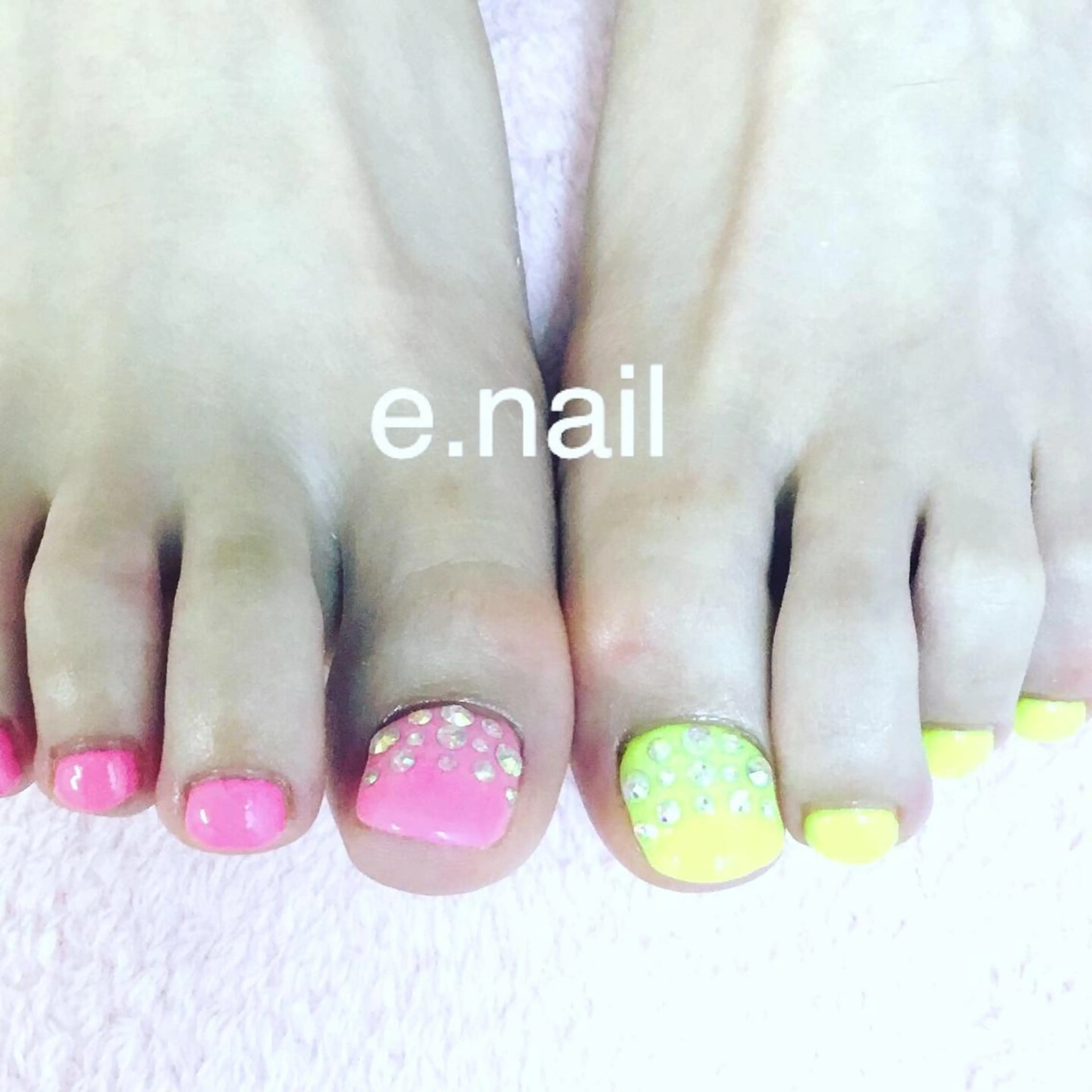 ネイル e.nail所属・和賀井 恵理のネイルデザイン