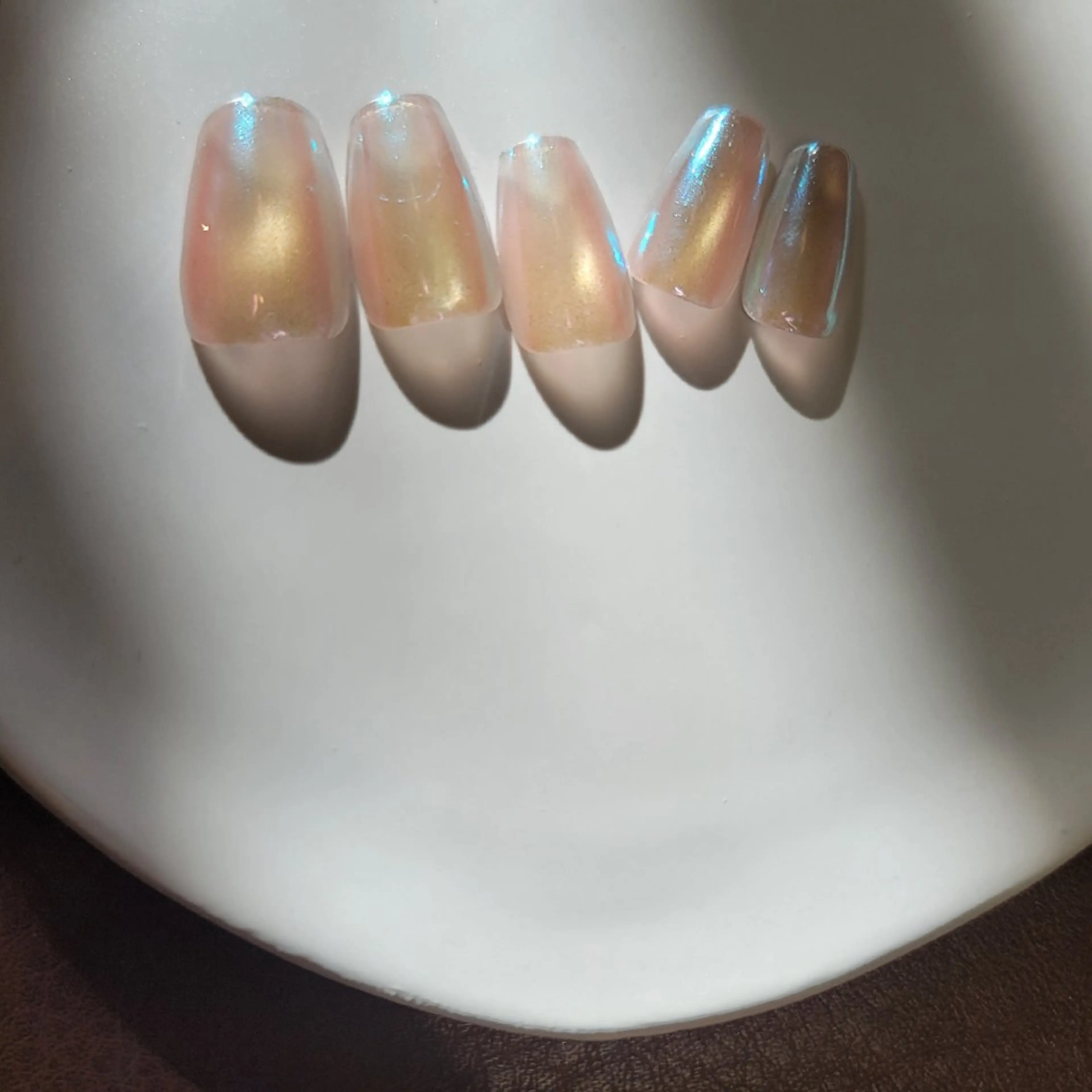 ネイル マグネットネイル 🌲🌳🚪iiit o🌲🌳🌲のネイルデザイン