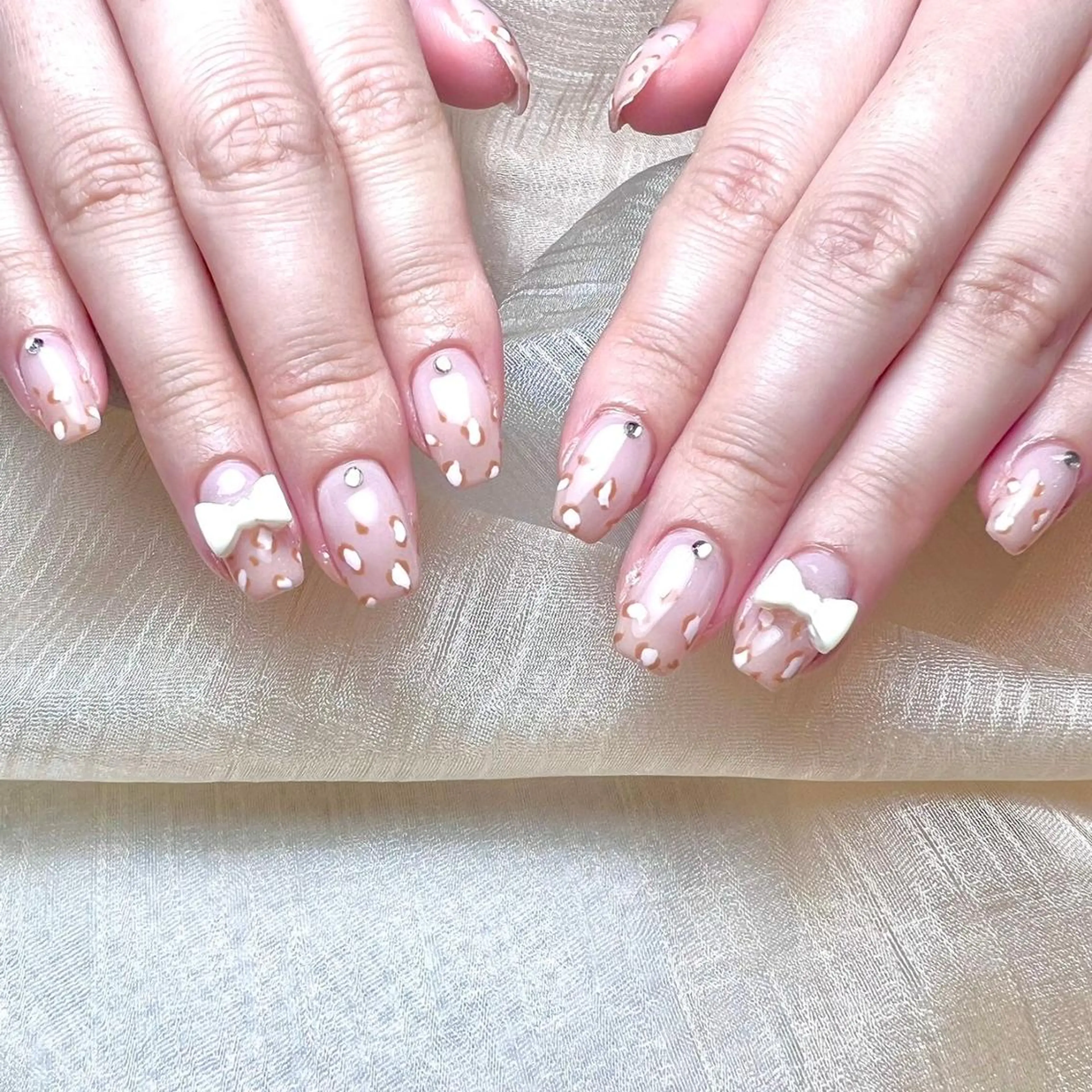 ネイル RAFFINE 月🦋🩵のネイルデザイン